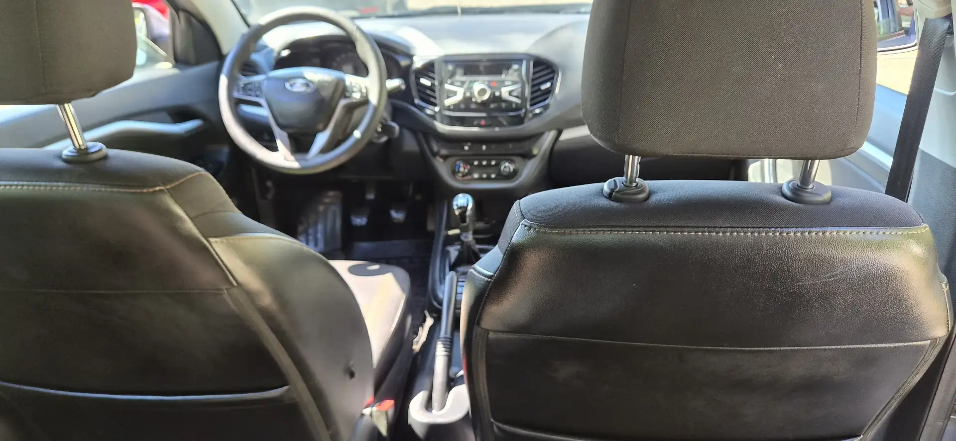Lada Vesta 1,6 Beige - 2