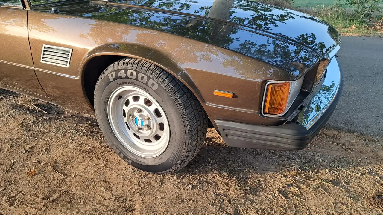 De Tomaso Longchamp, foto 8