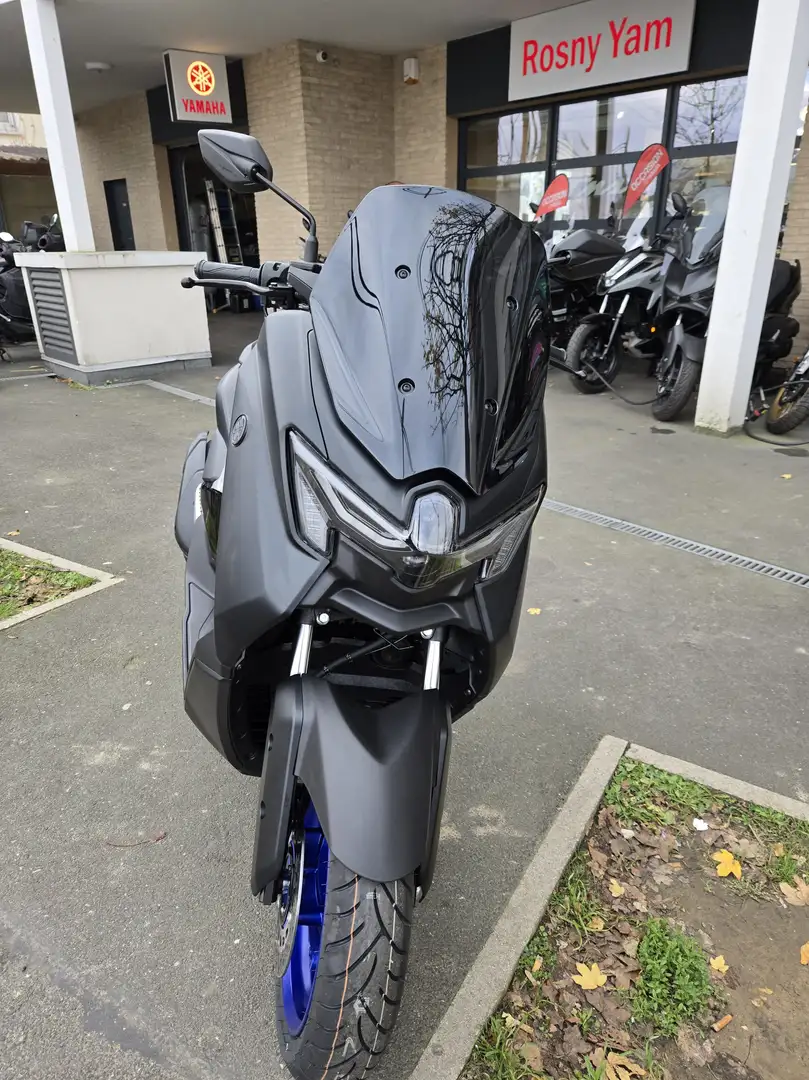 Yamaha NMAX Schwarz - 2