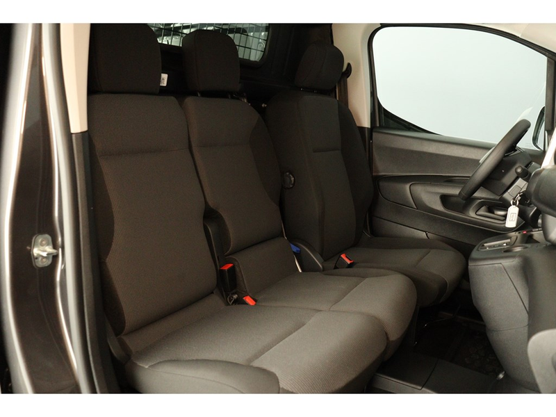 Peugeot Partner L1 50Kwh 136pk Heavy Premium — photo 10