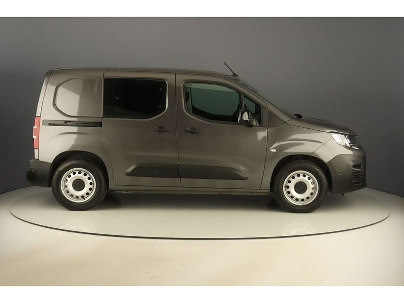 Peugeot Partner L1 50Kwh 136pk Heavy Premium — photo 6