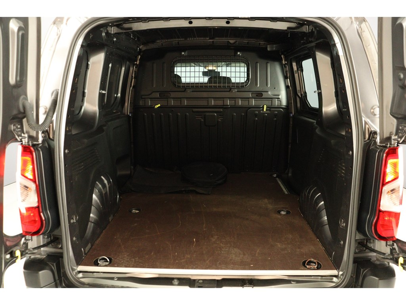 Peugeot Partner L1 50Kwh 136pk Heavy Premium — photo 11