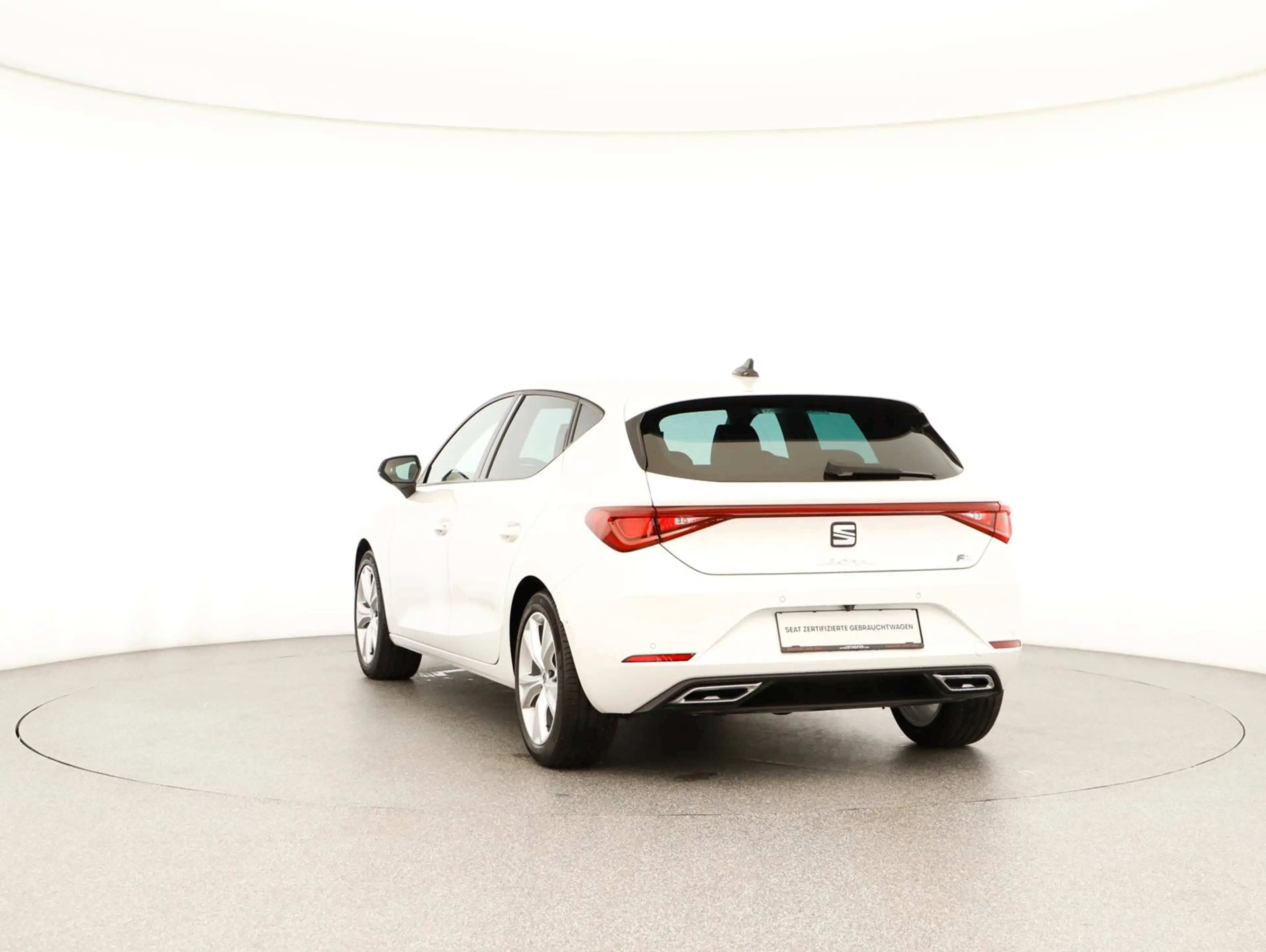 SEAT Leon FR 1.0 TSI — photo 4