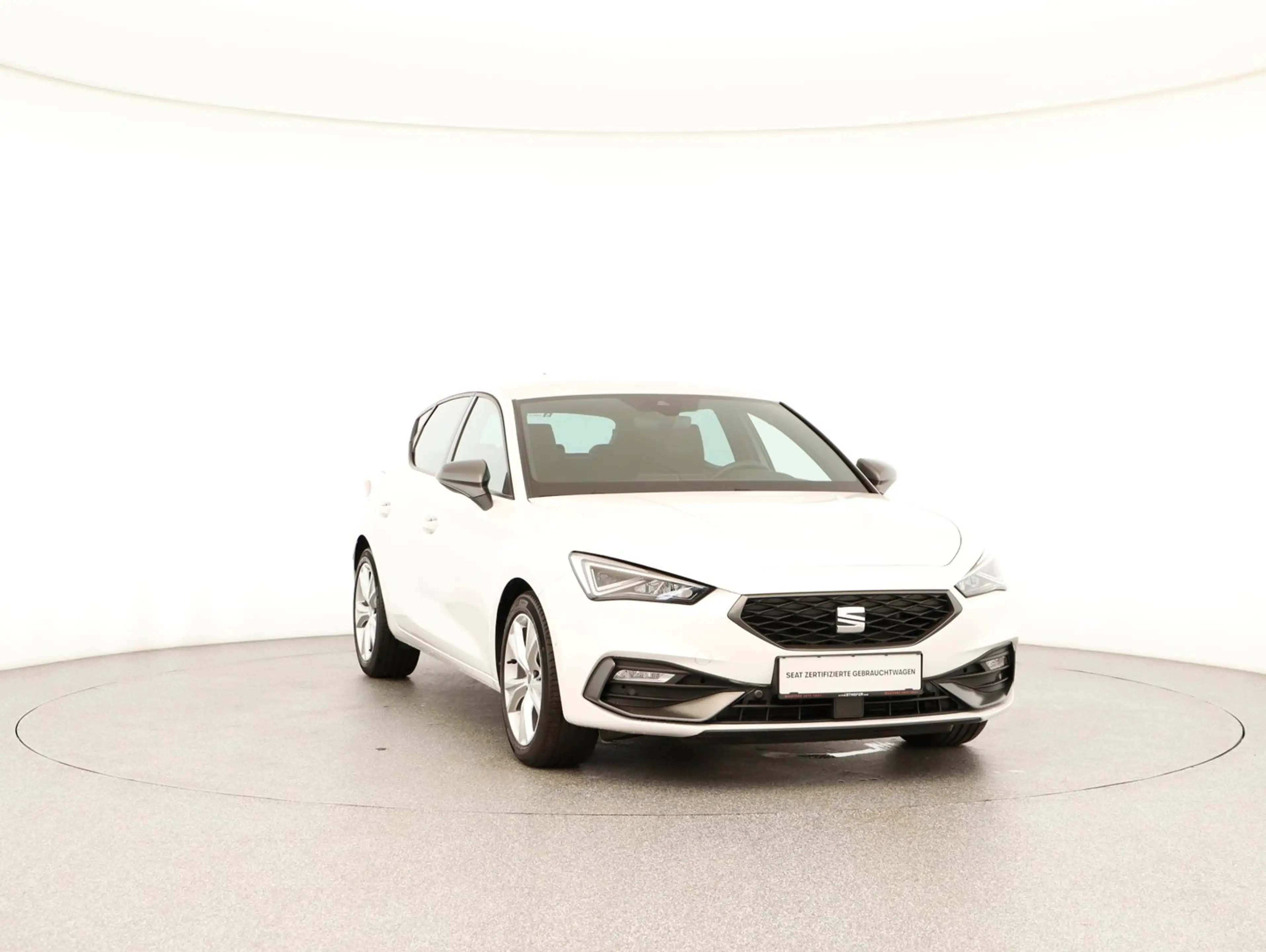SEAT Leon FR 1.0 TSI — photo 2