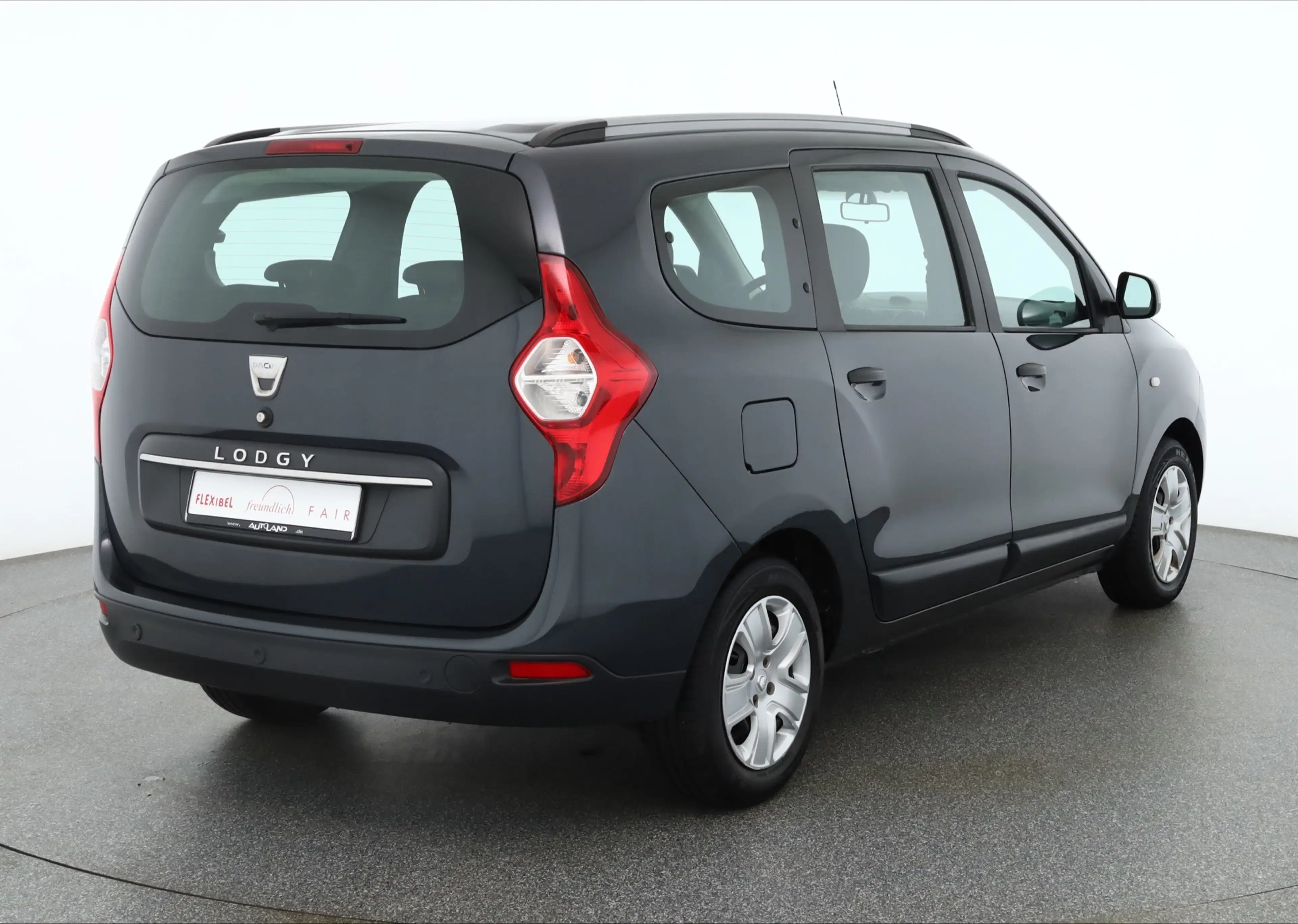 Dacia Lodgy 1.3 TCE Comfort 7-Sitzer Navi Tempomat PDC — photo 5