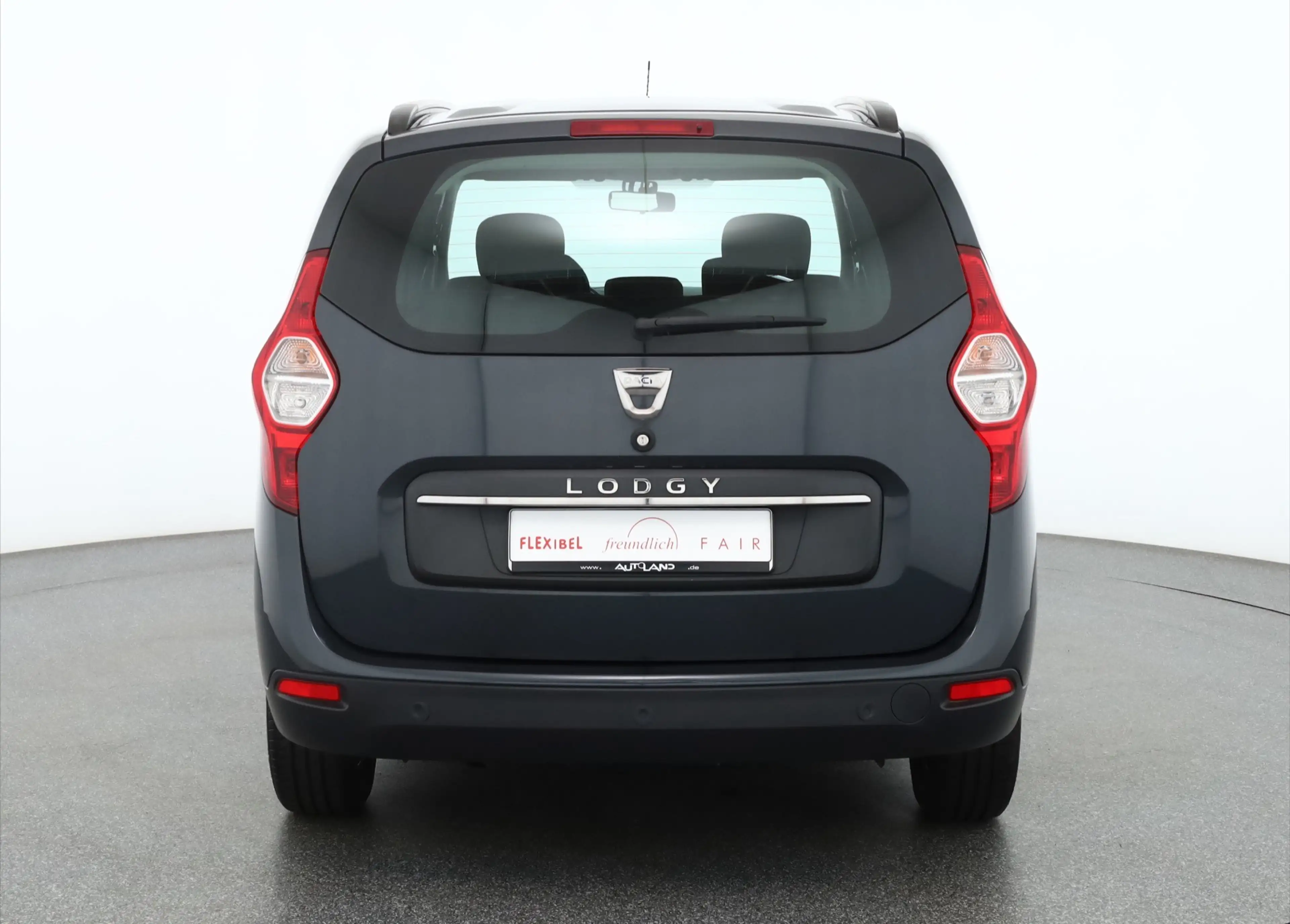 Dacia Lodgy 1.3 TCE Comfort 7-Sitzer Navi Tempomat PDC — photo 4