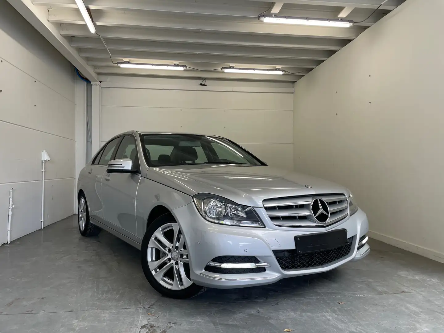Mercedes-Benz C 200 C 200 CDI (BlueEFFICIENCY) 7G-TRONIC Avantgarde - 2