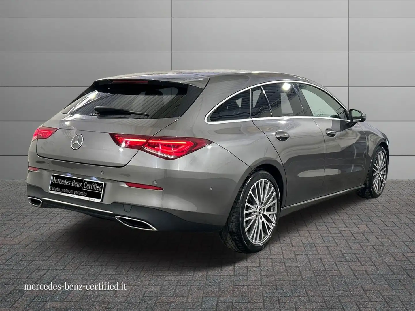Mercedes-Benz CLA 180 CLA Shooting Brake 180 d Sport auto Grigio - 2