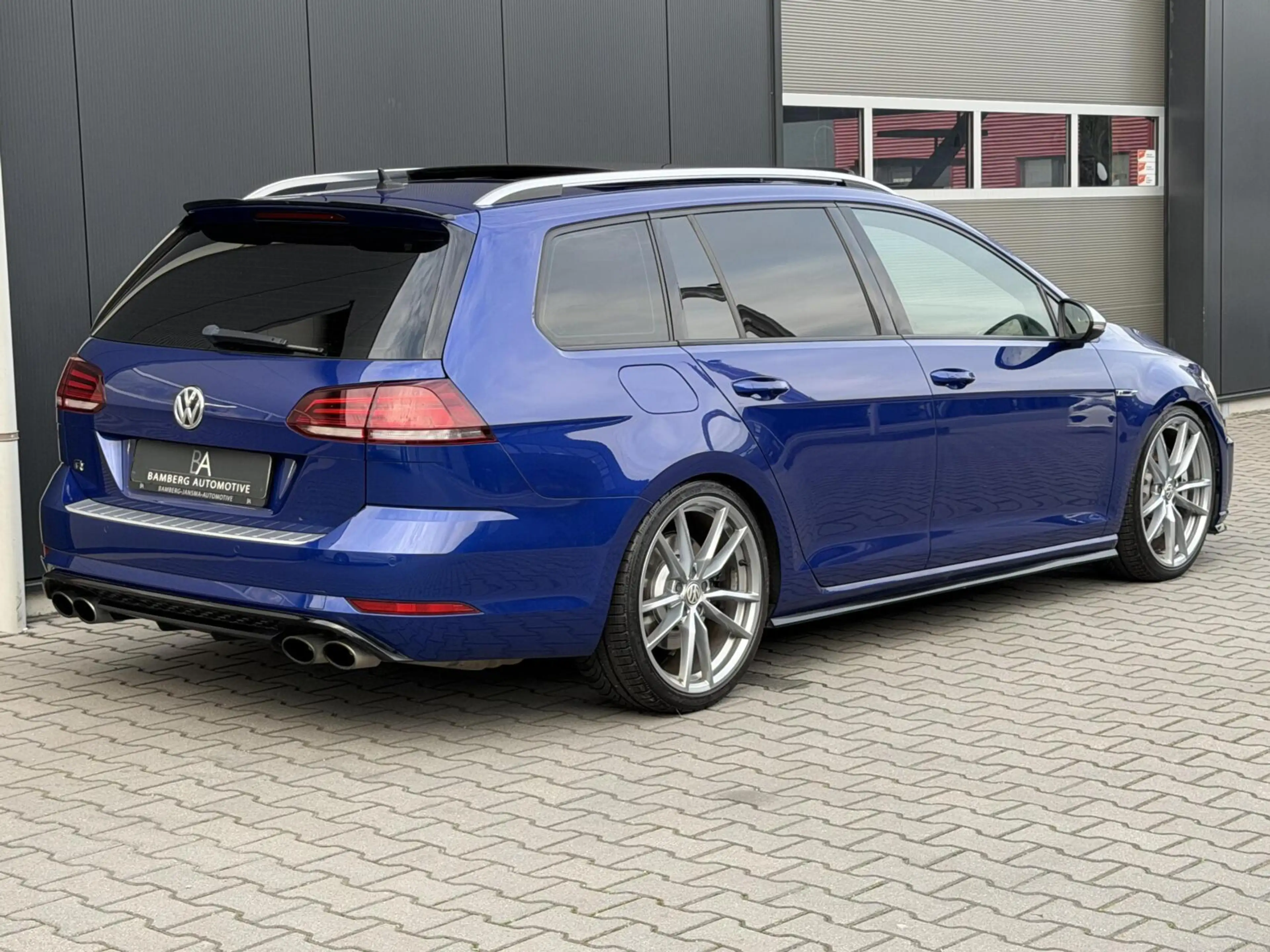 Volkswagen Golf Variant 2.0 TSI 4Motion R |pano|KW — photo 8