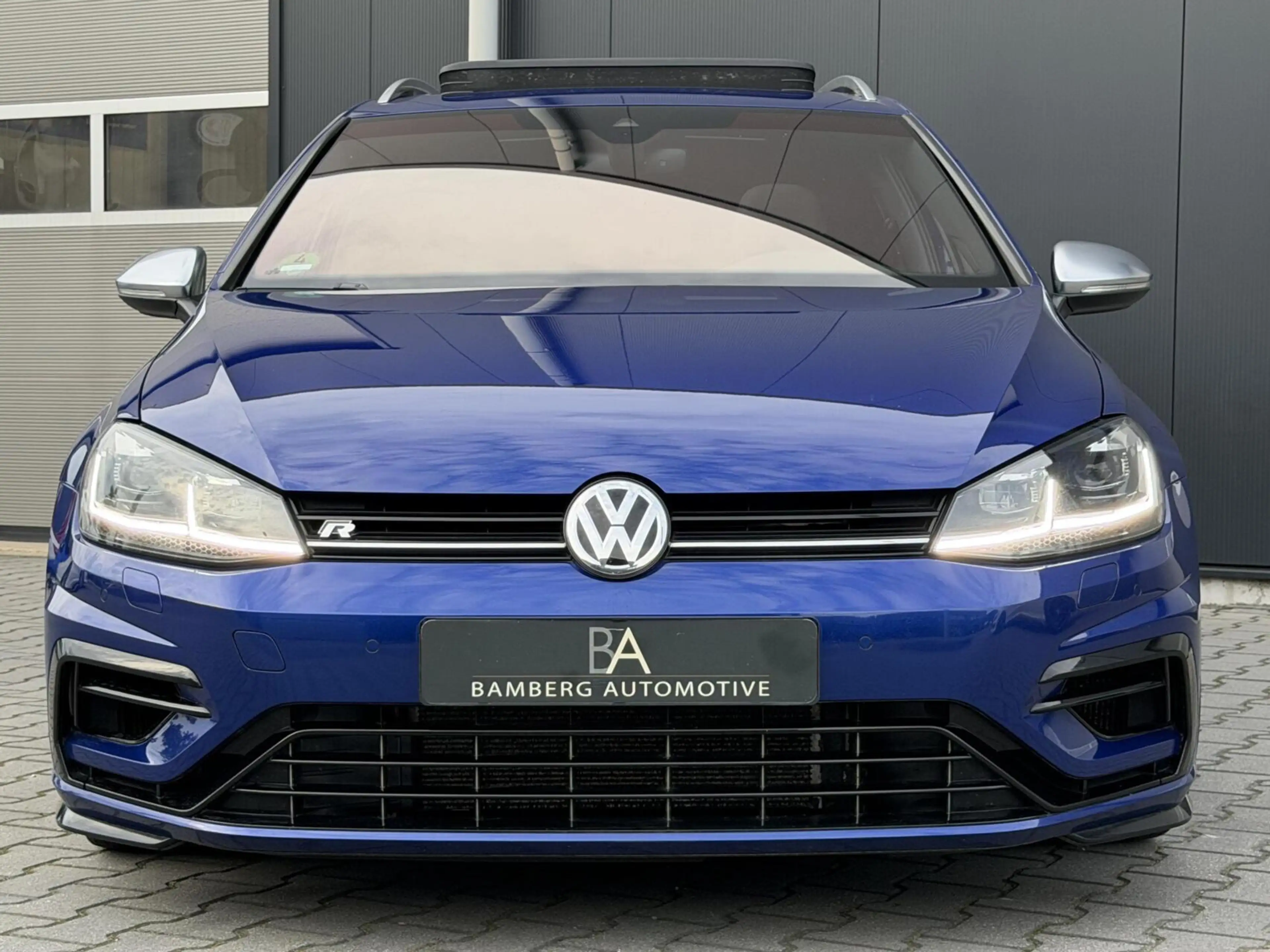 Volkswagen Golf Variant 2.0 TSI 4Motion R |pano|KW — photo 4