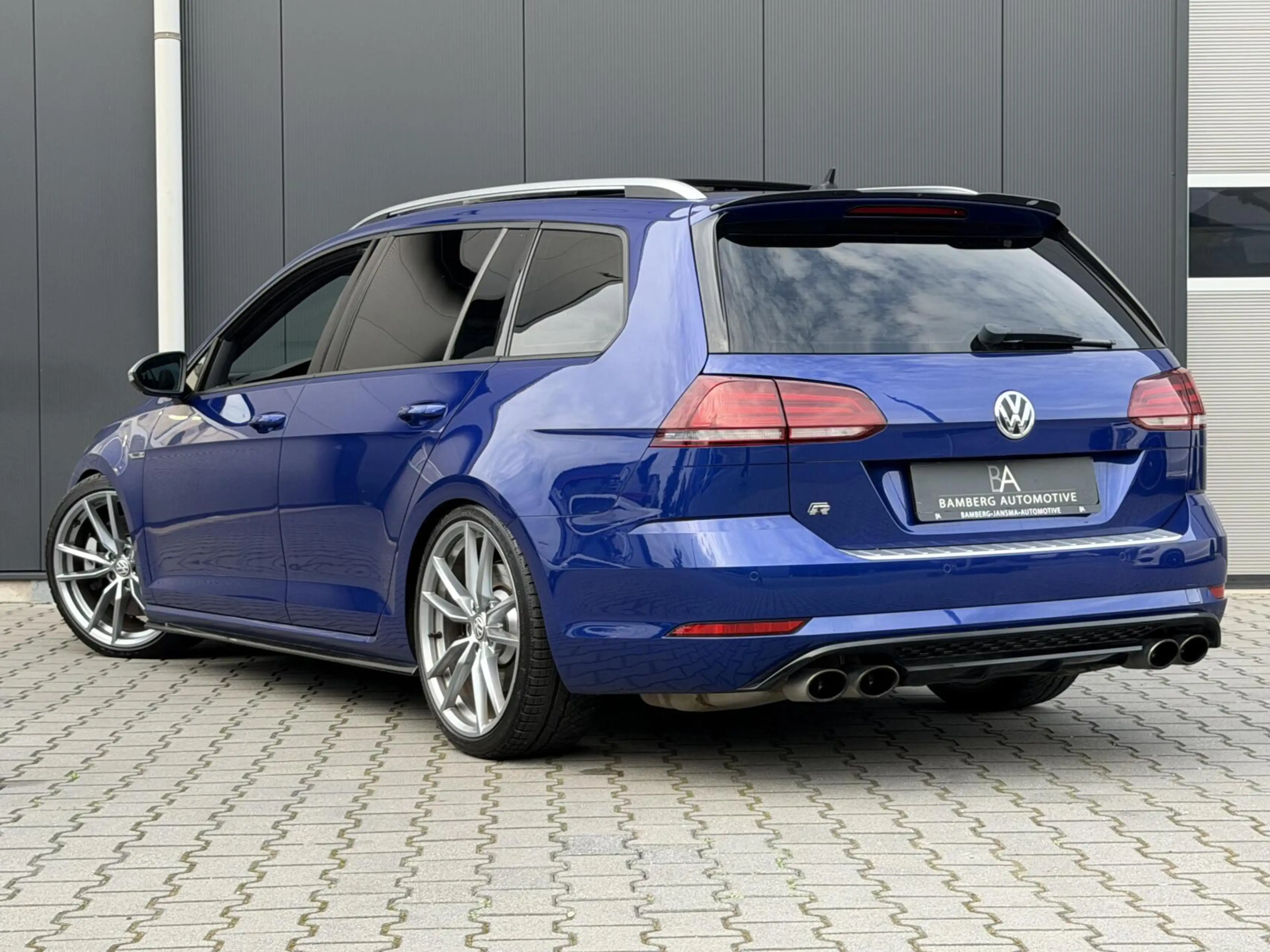 Volkswagen Golf Variant 2.0 TSI 4Motion R |pano|KW — photo 10
