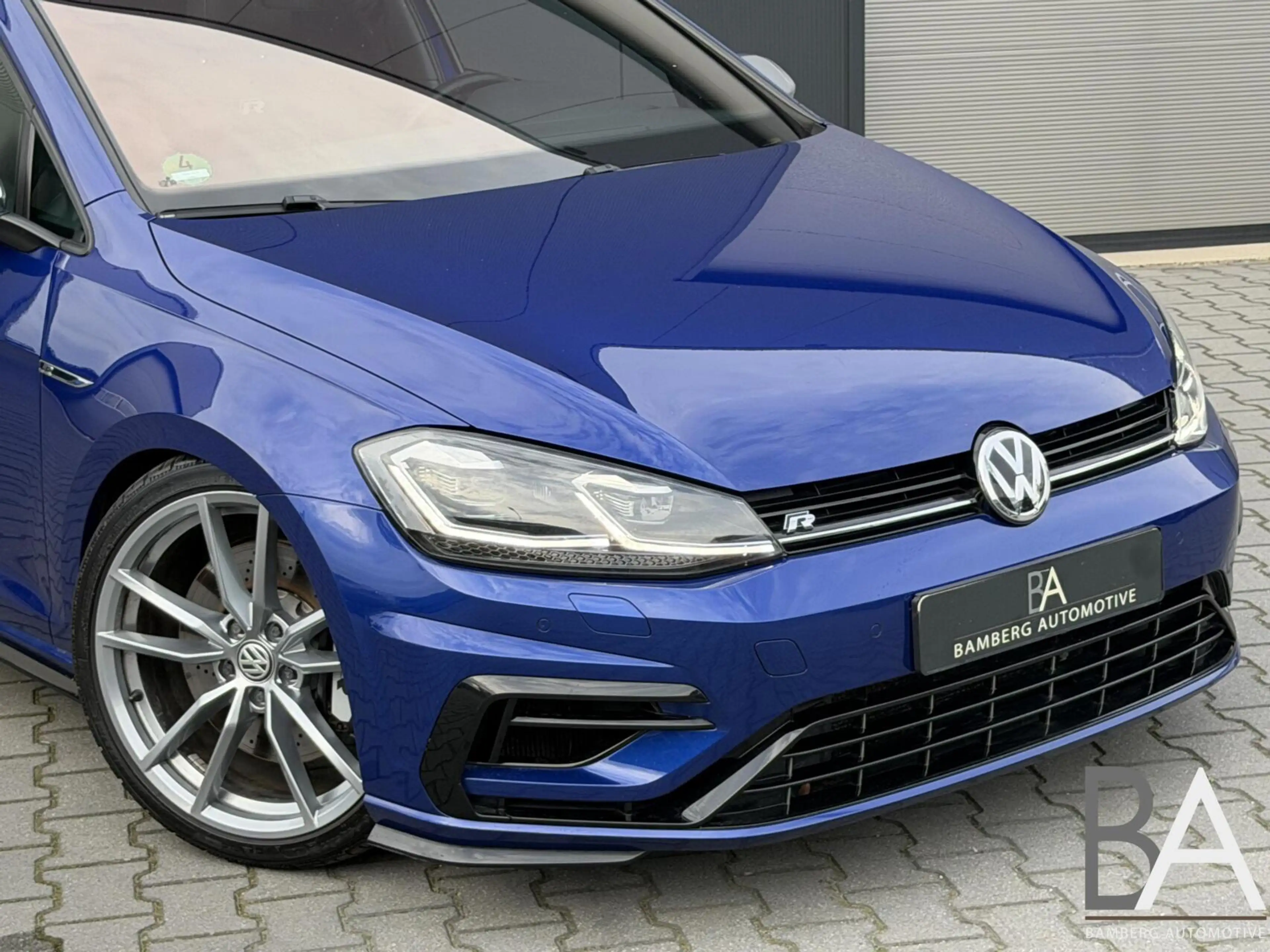 Volkswagen Golf Variant 2.0 TSI 4Motion R |pano|KW — photo 2