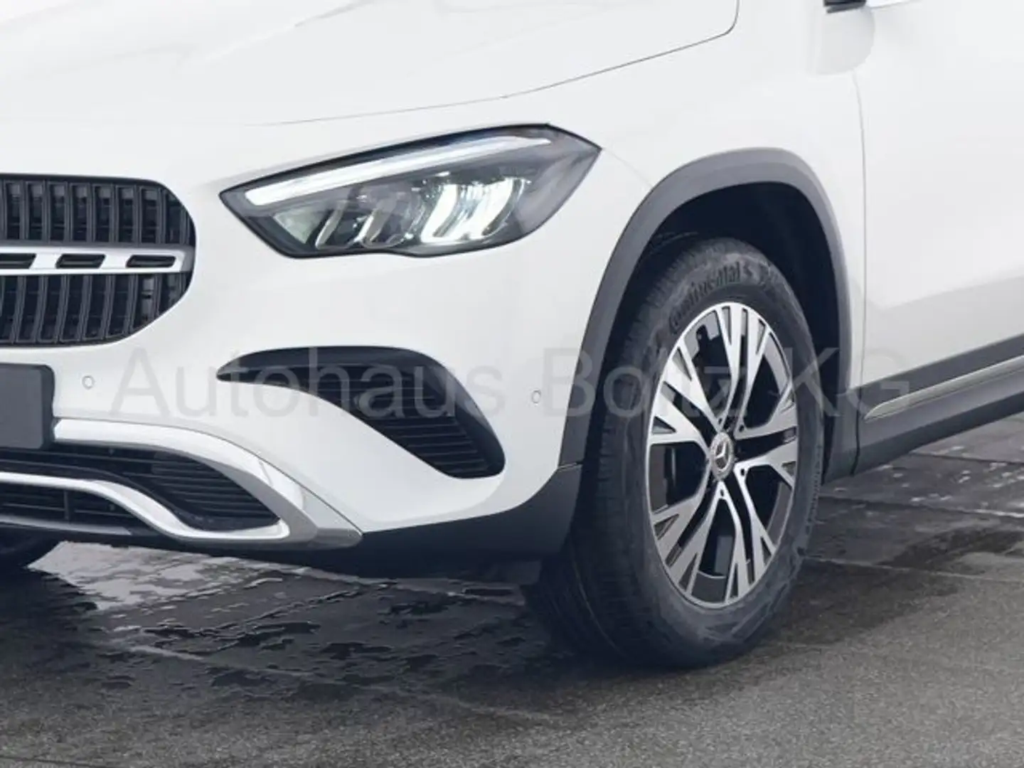 Mercedes-Benz GLA 180 AMG ENp 52000 Pano Nightcolor Winter P. SHZ Weiß - 2