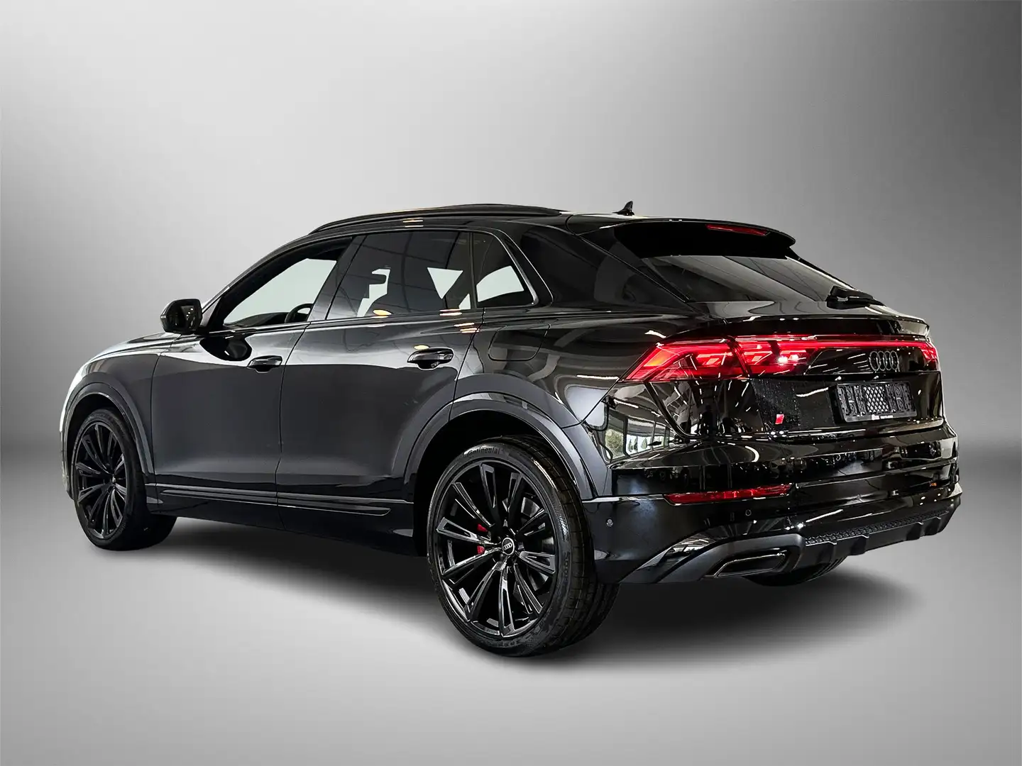 Audi Q8 55 394pk TFSI e quattro Pro Line S Zwart - 2