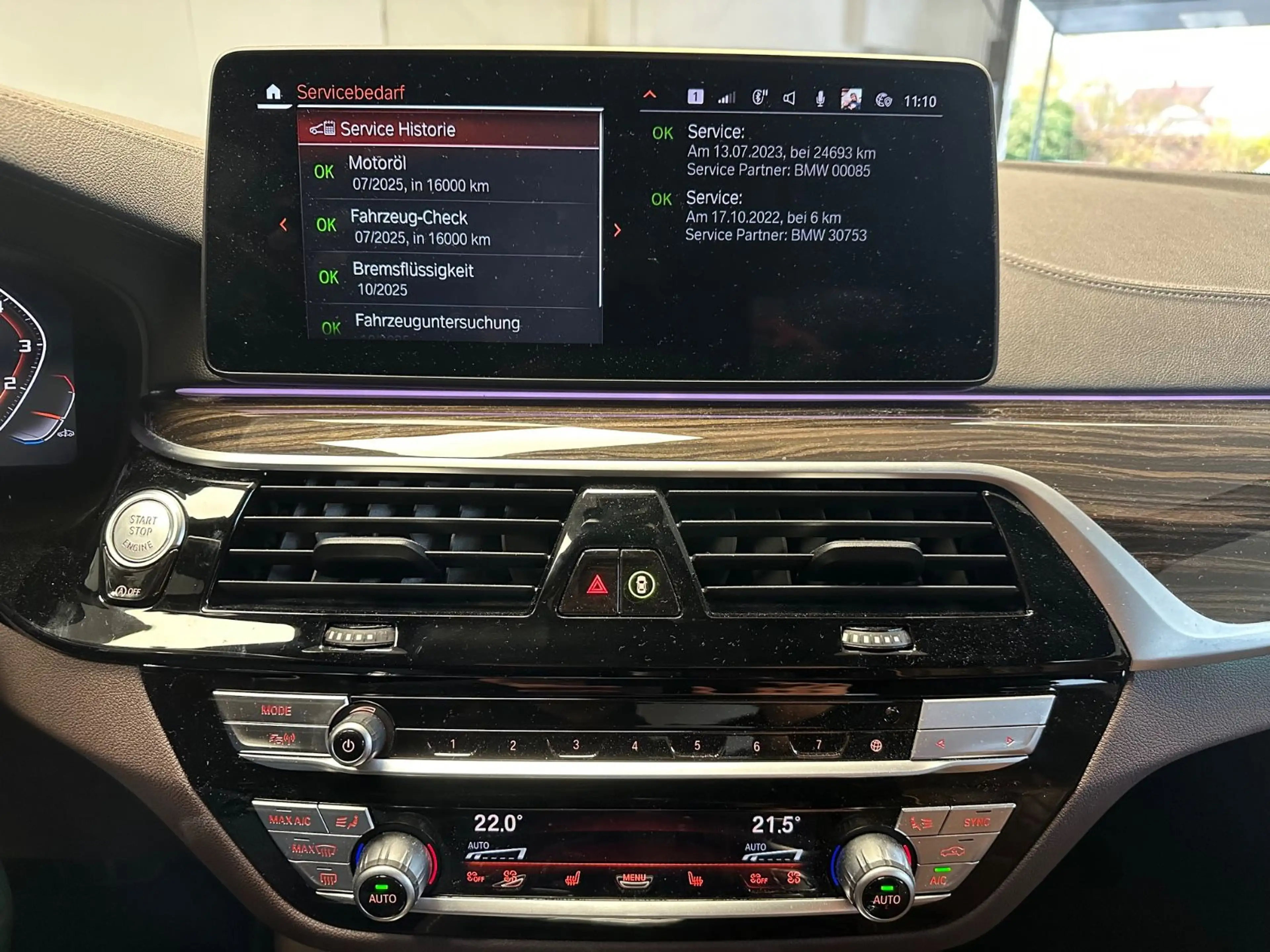 BMW 550 I A X DRIVE*LEDER*NAVI*GSD*HEAD UP*STDHZ*LED — photo 12