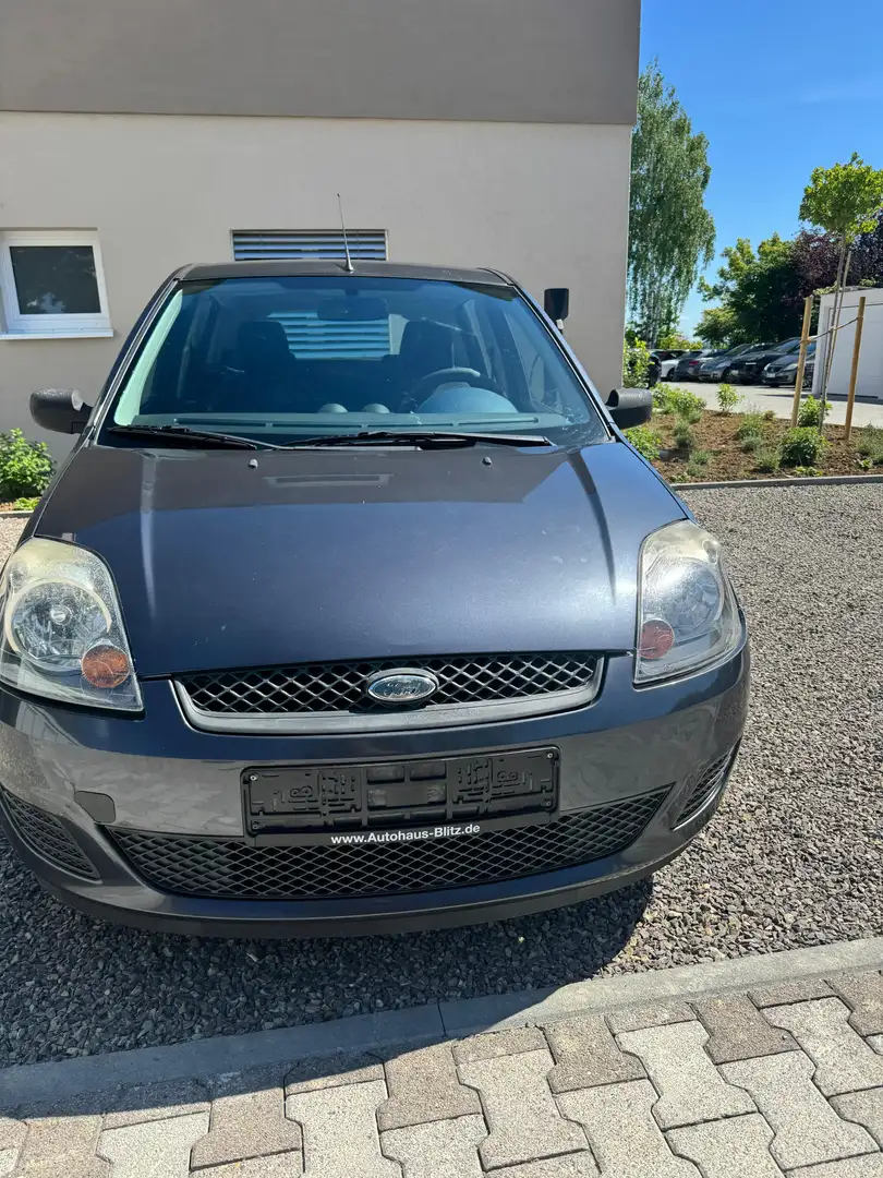 Ford Fiesta 1.3 Style Grijs - 2