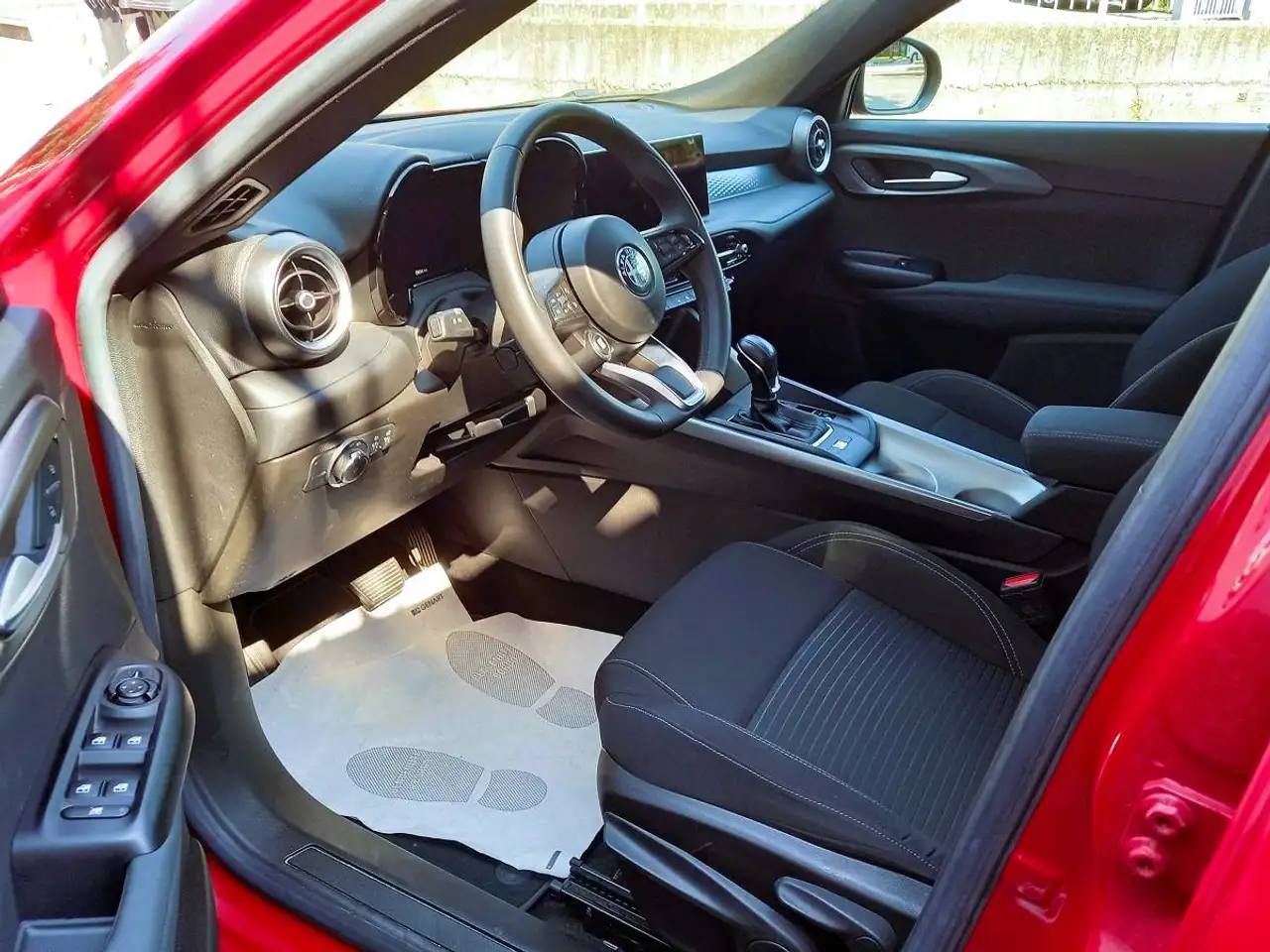 Alfa Romeo Tonale 2023 — фото 15