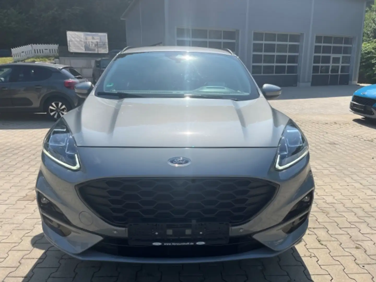 Ford Kuga ST-Line X Allrad Rückfahrkamera Winterpaket Elektr Argent - 2