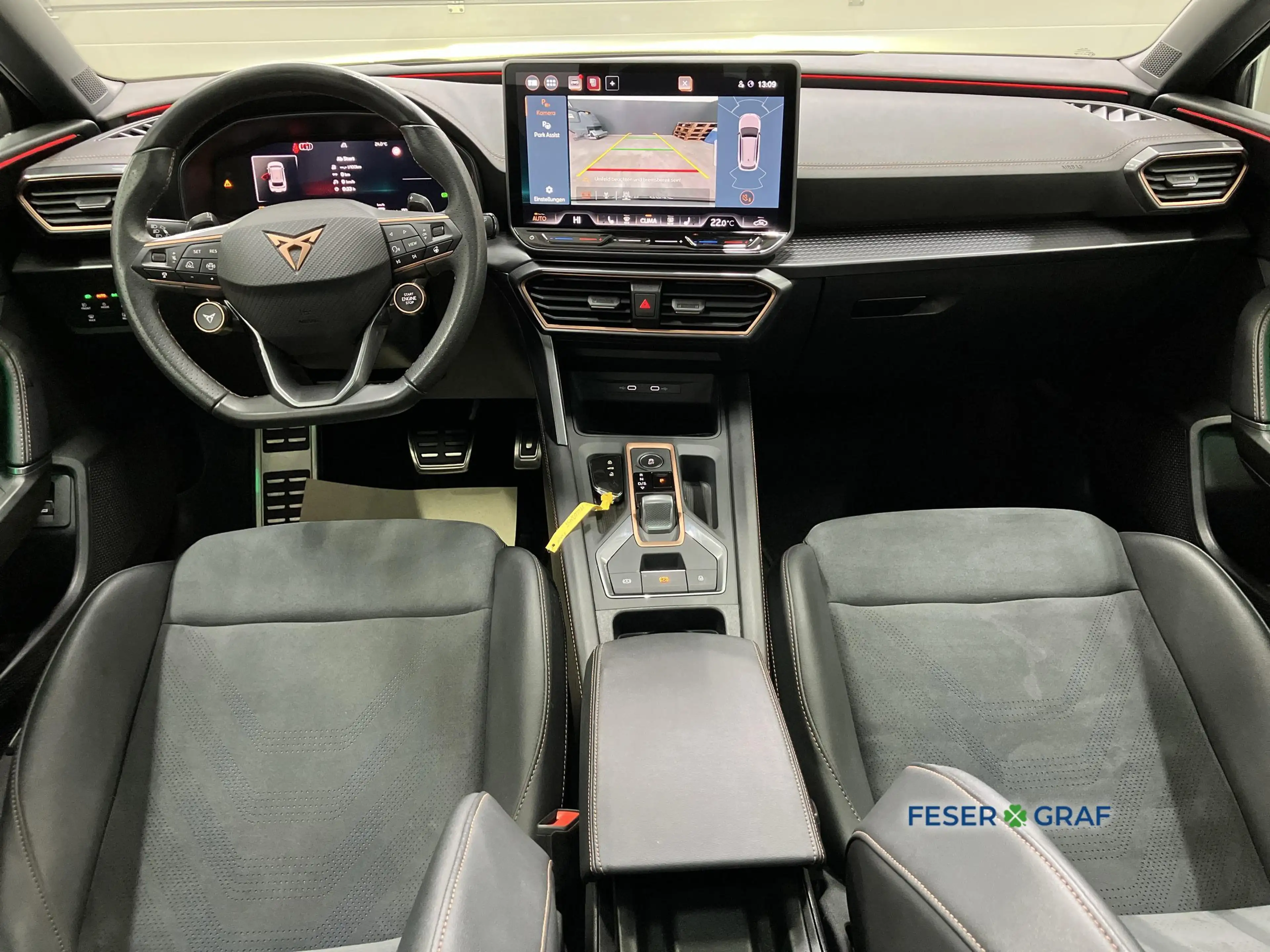 CUPRA Leon SP VZ 2.0 TSI DSG AHK*LED*DCC*ACC*NAVI*19" — photo 8