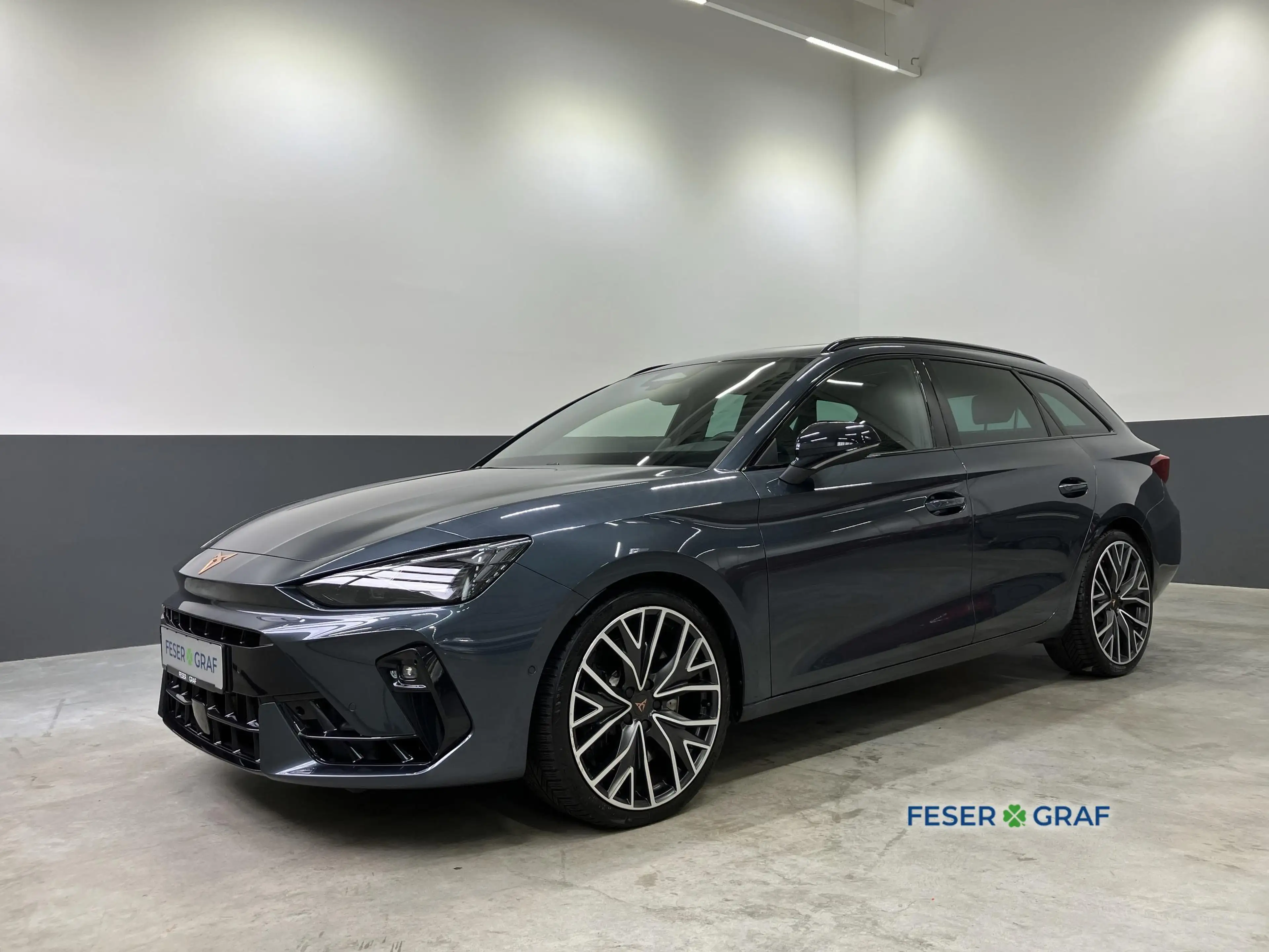 CUPRA Leon SP VZ 2.0 TSI DSG AHK*LED*DCC*ACC*NAVI*19" — photo 11