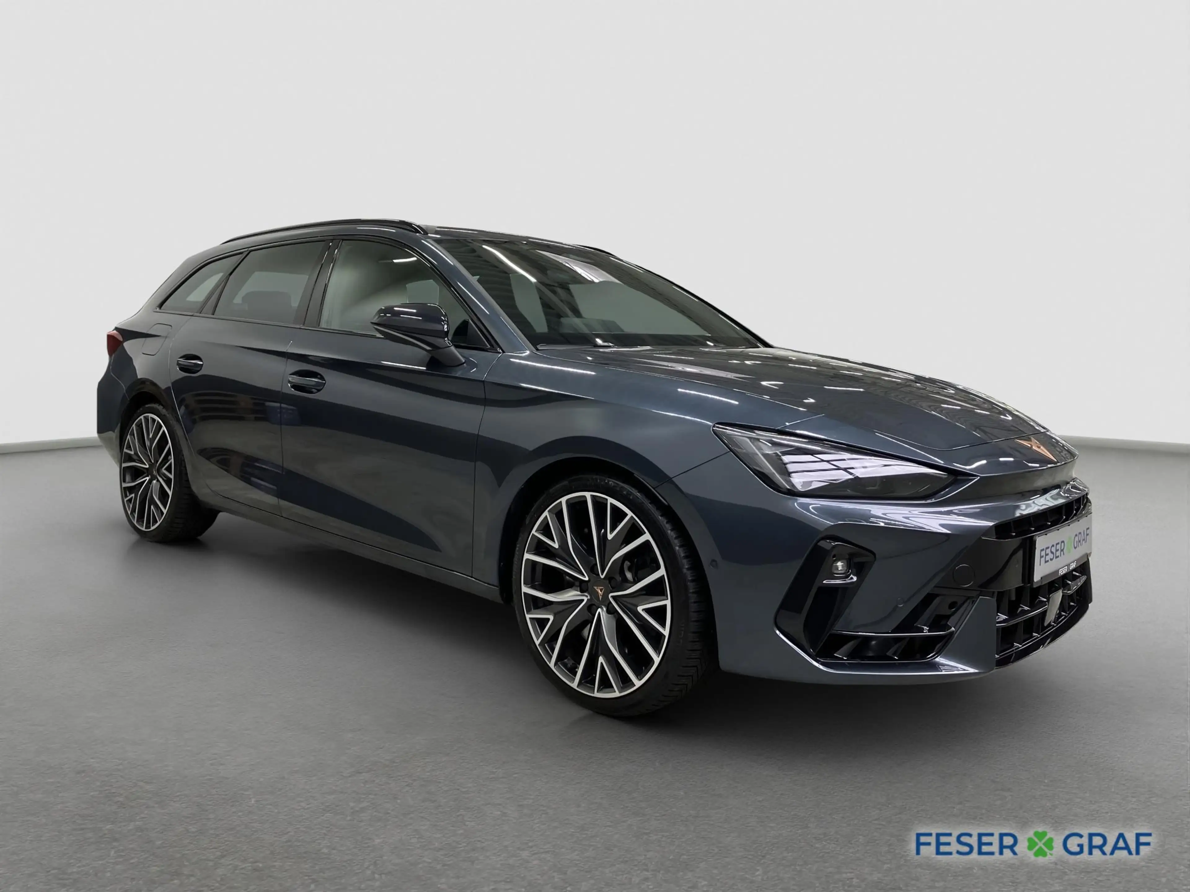 CUPRA Leon SP VZ 2.0 TSI DSG AHK*LED*DCC*ACC*NAVI*19" — photo 2