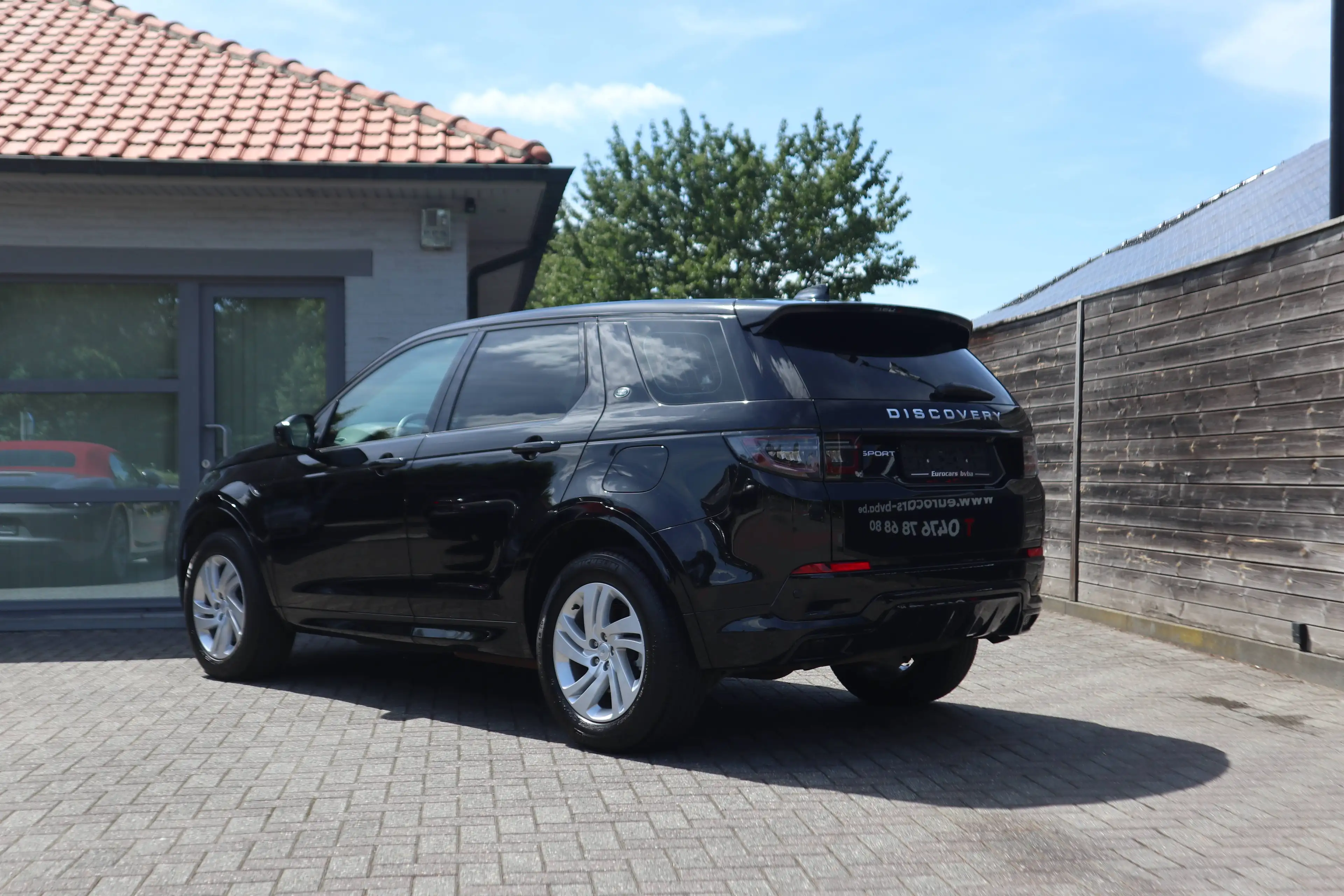 Land Rover Discovery Sport PHEV/P300e S/4X4 /1 eig /Leder/Panodak/Camera/elektr Trekh/historiek landrover ! — photo 3