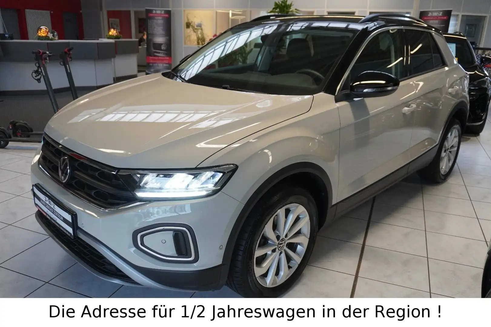 Volkswagen T-Roc Life 1.0 TSI*LED*ACC*KAMERA*KEYLESS* Grau - 1