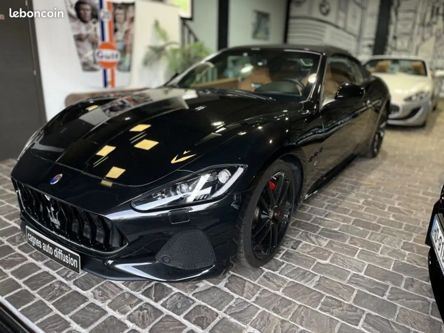 Maserati GranCabrio 4.7 460CH SPORT Schwarz - 2