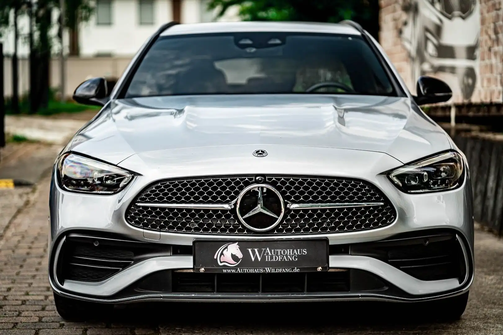 Mercedes-Benz C 300 T e AMG/MULTIBEAM/AHK/KAMERA/DISTRONIC Zilver - 2