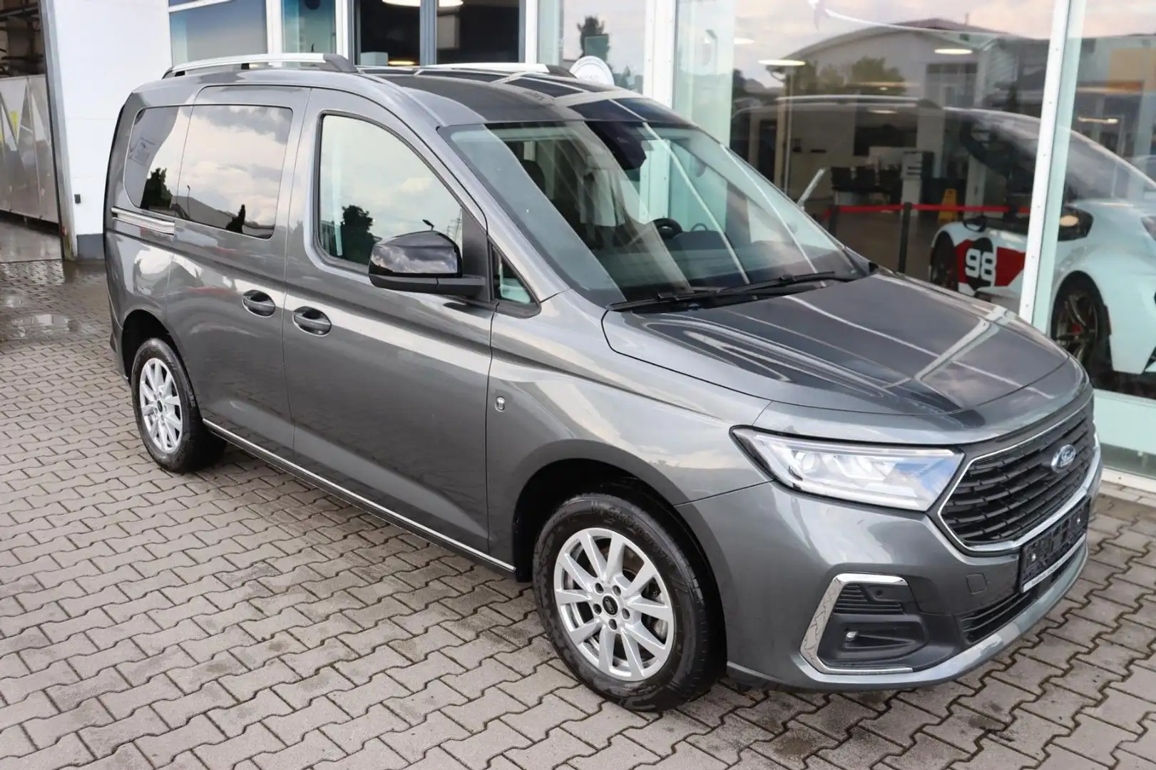 Ford Tourneo Connect Titanium 2.0 LED-Scheinwerfer Grau - 2