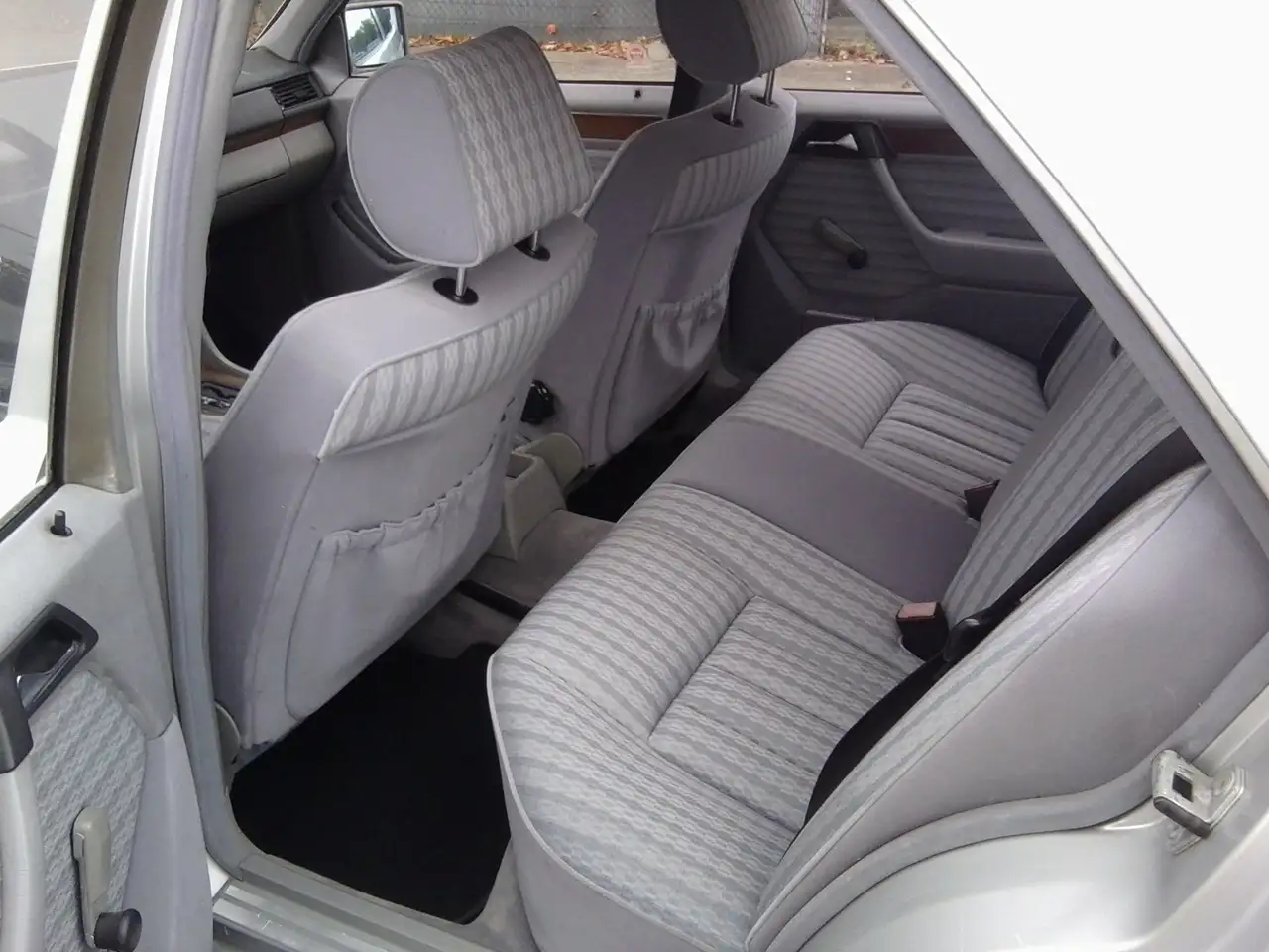Mercedes-Benz E 230 E -Klasse Lim. Automatik, foto 9