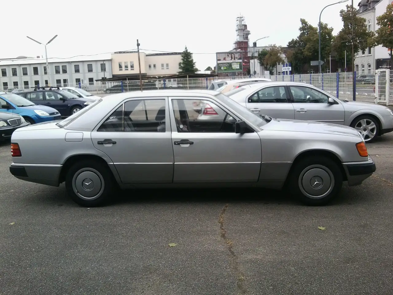 Mercedes-Benz E 230 E -Klasse Lim. Automatik, foto 4
