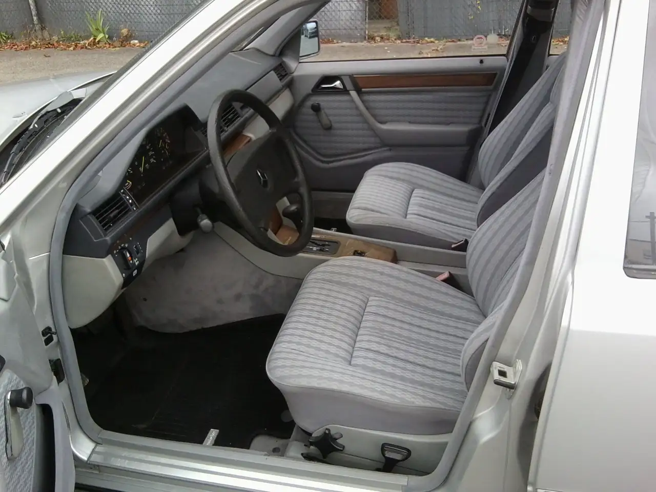 Mercedes-Benz E 230 E -Klasse Lim. Automatik, foto 11