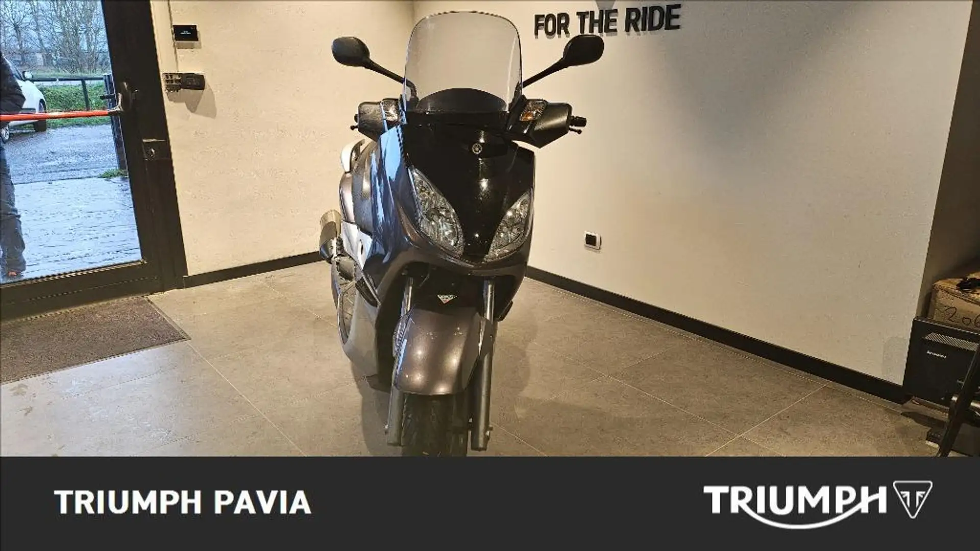 Yamaha X-Max 125 Gri - 2