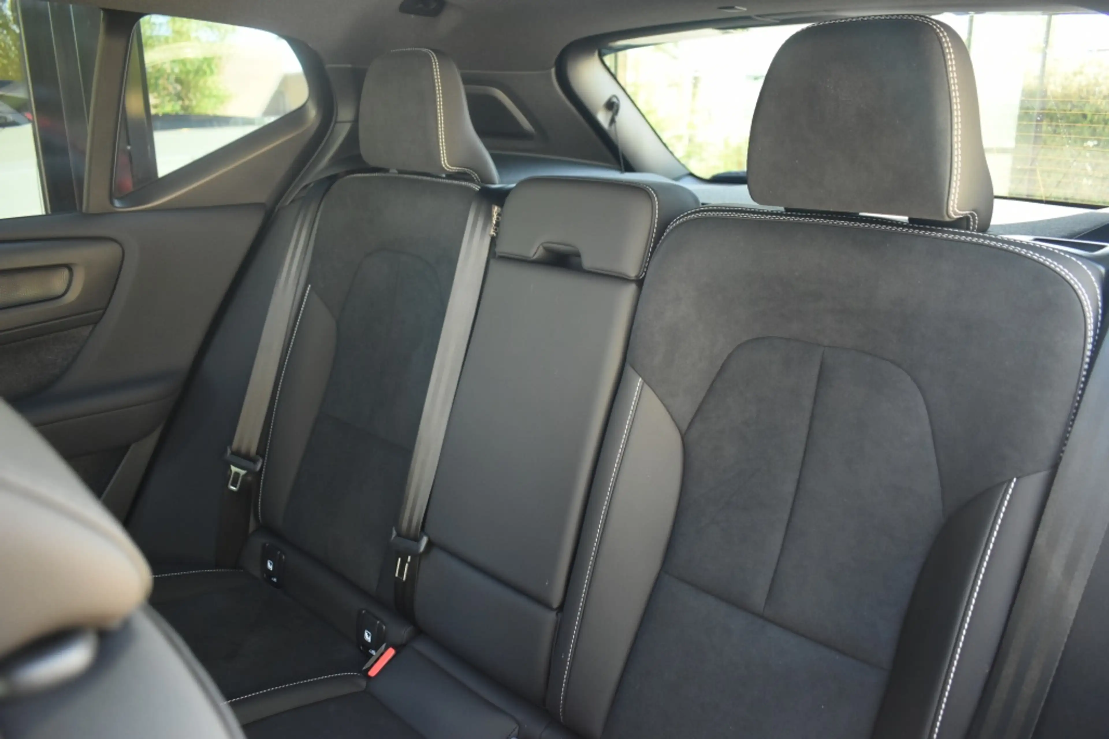 Volvo EX40 Twin Performance Ultra Black Edition 442Pk/82kWh | — photo 16