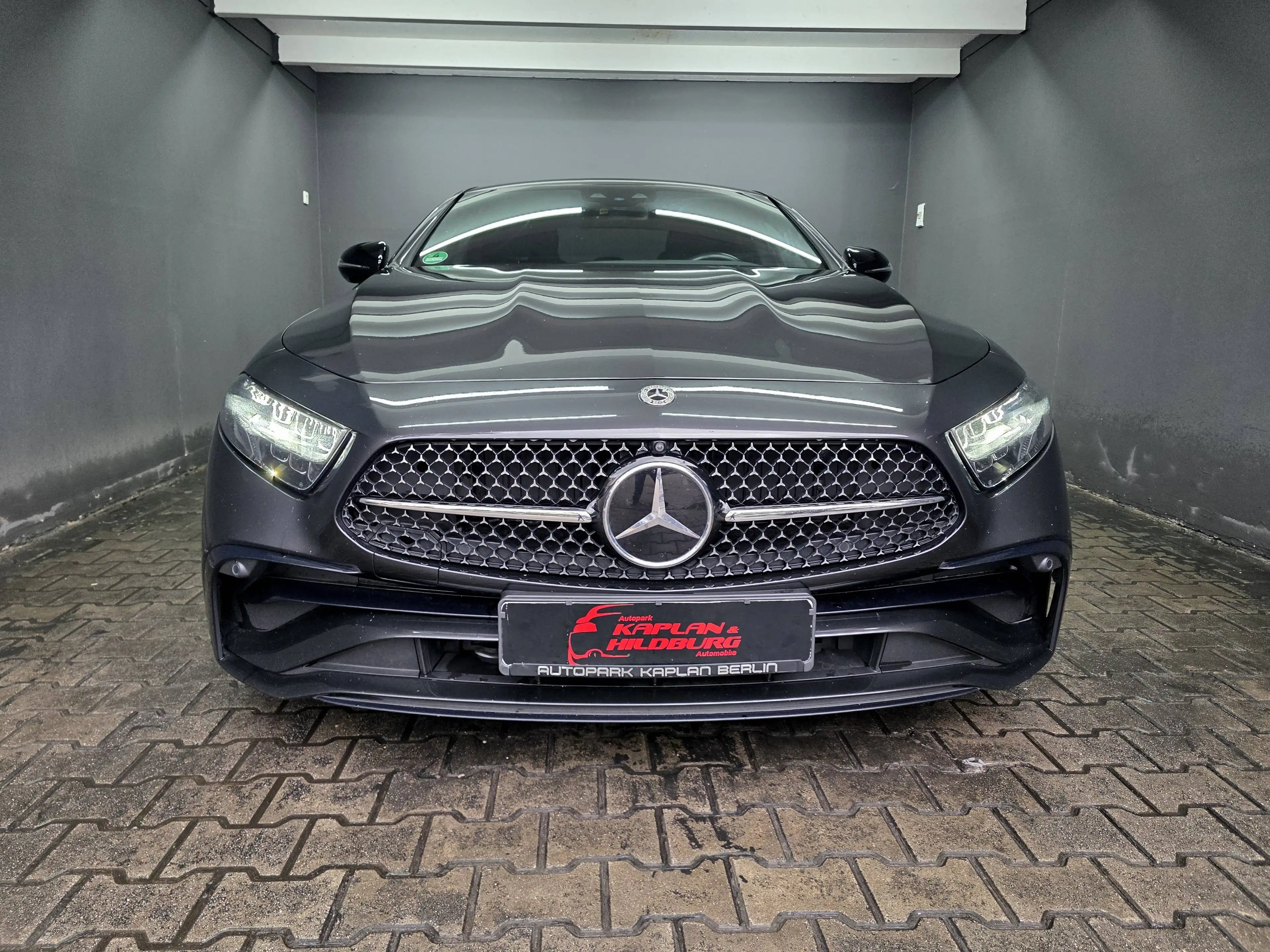 Mercedes-Benz CLS 300 300 d 4Matic, AMG LINE, HEAD UP, DISTRONIC, — photo 2