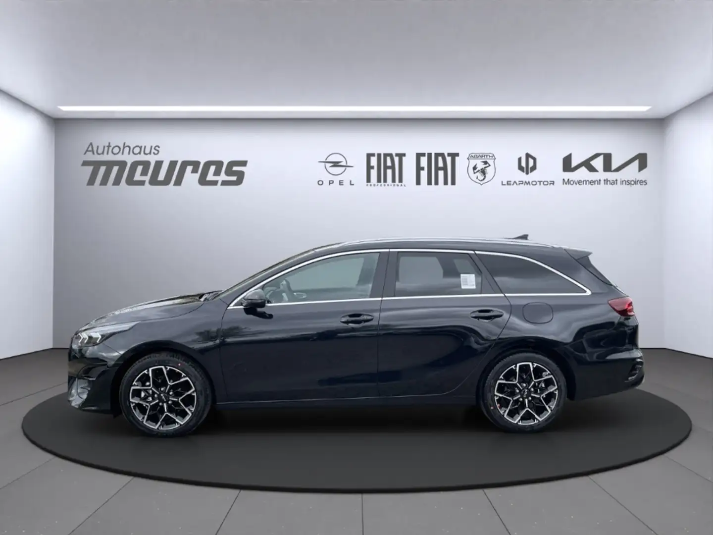 Kia Ceed SW / cee'd SW GT-Line 1.5 T-GDI DCT NAVI KAMERA WINTERPAKET Schwarz - 2