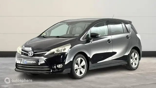 Toyota Verso 112 D-4D Style 5 places