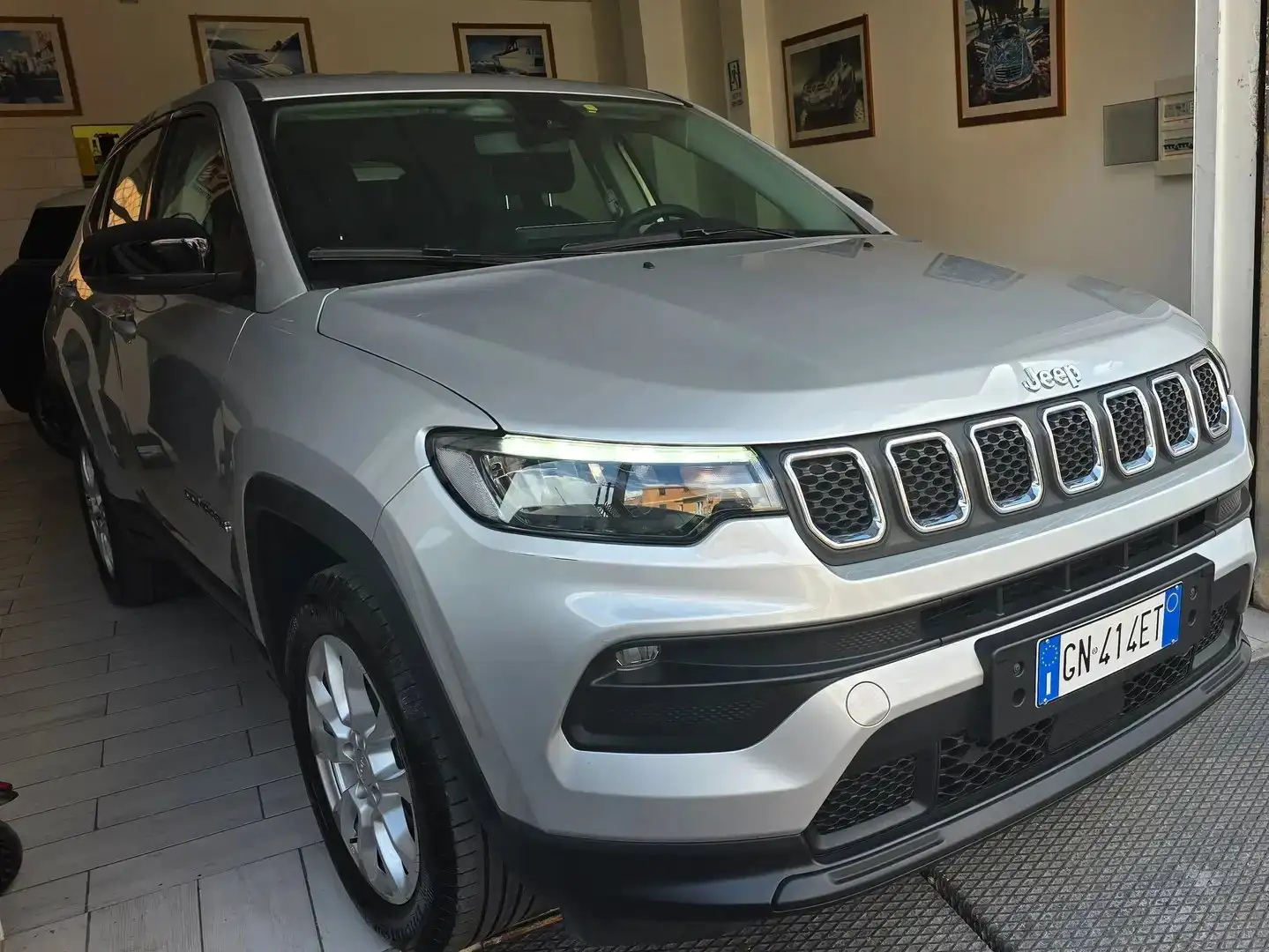 Jeep Compass 1.5 turbo t4 mhev Longitude 2wd 130cv dct Autom. Argento - 2