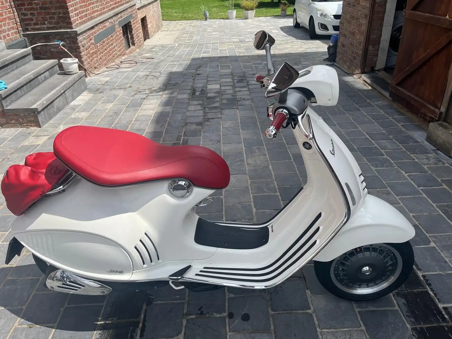 Vespa 946 Weiß - 2