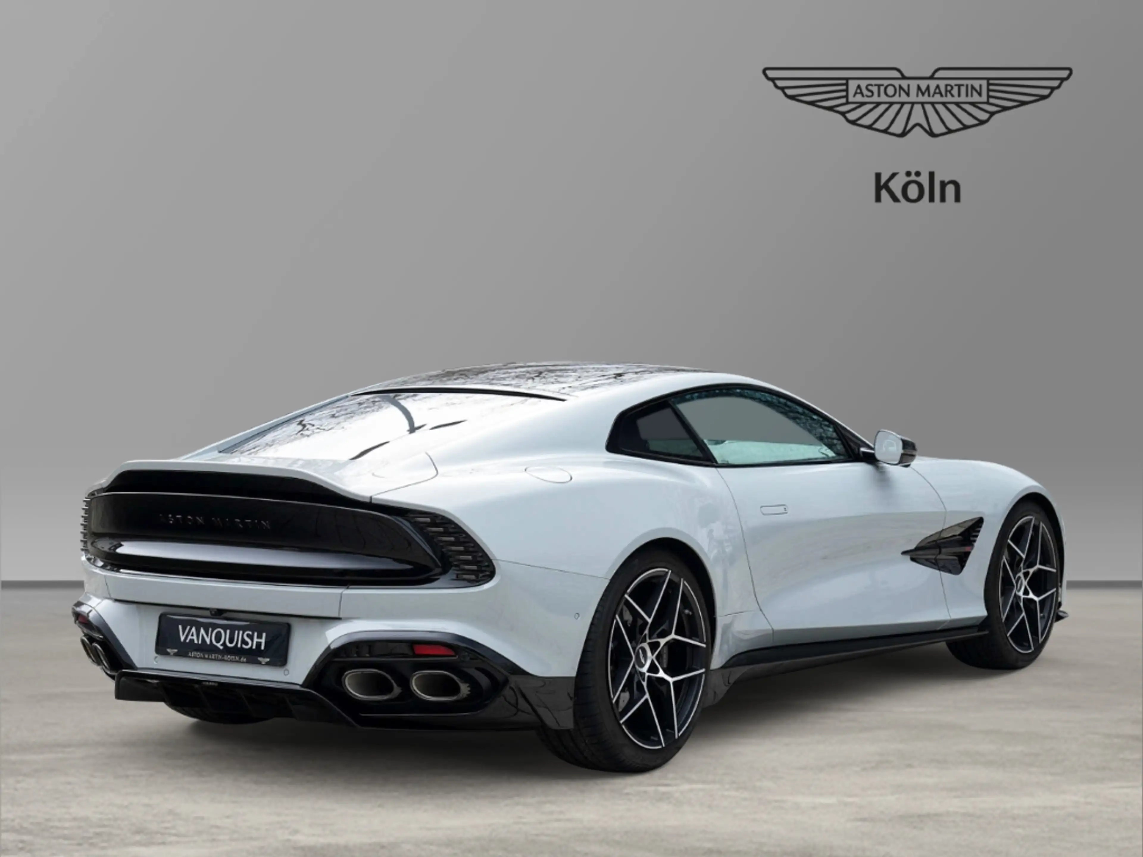 Aston Martin Vanquish V12 Coupe Apex Grey / Phantom Grey — photo 4