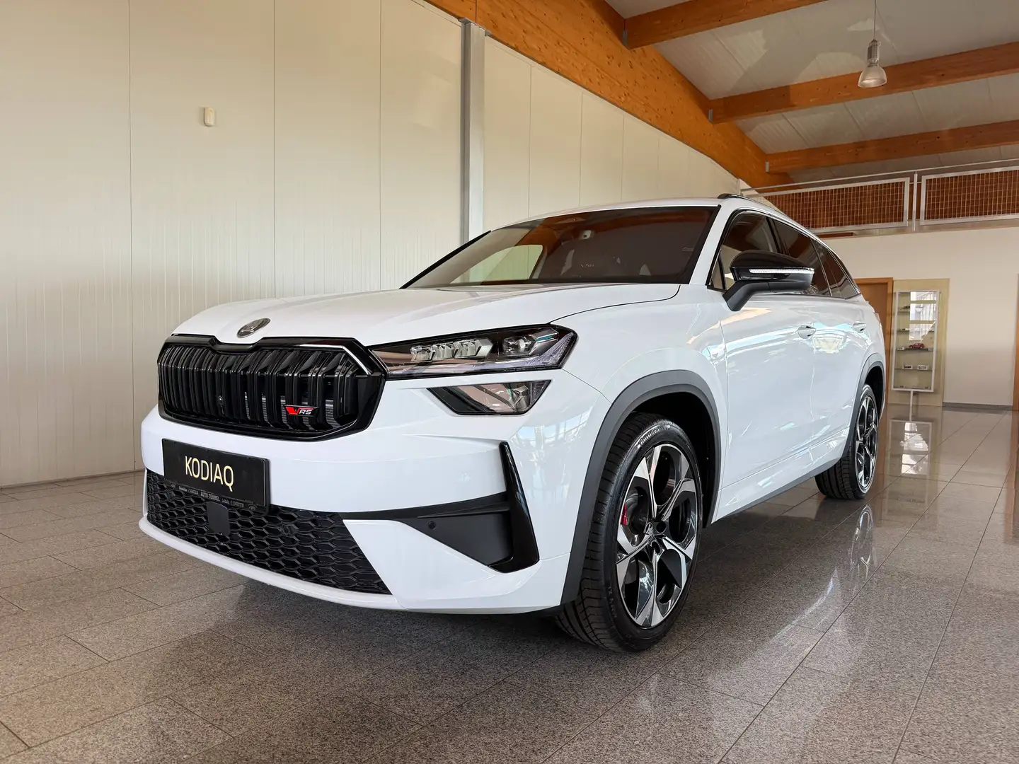 Skoda Kodiaq 2.0 TSI 195 kW 4x4 RS Weiß - 2