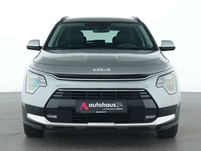 Kia Niro view 2
