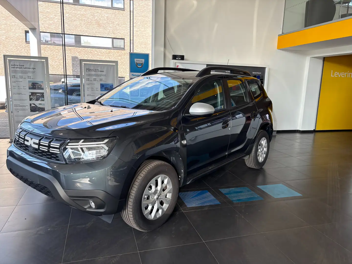 Dacia Duster Duster TCe 90 2WD Expression Grijs - 2