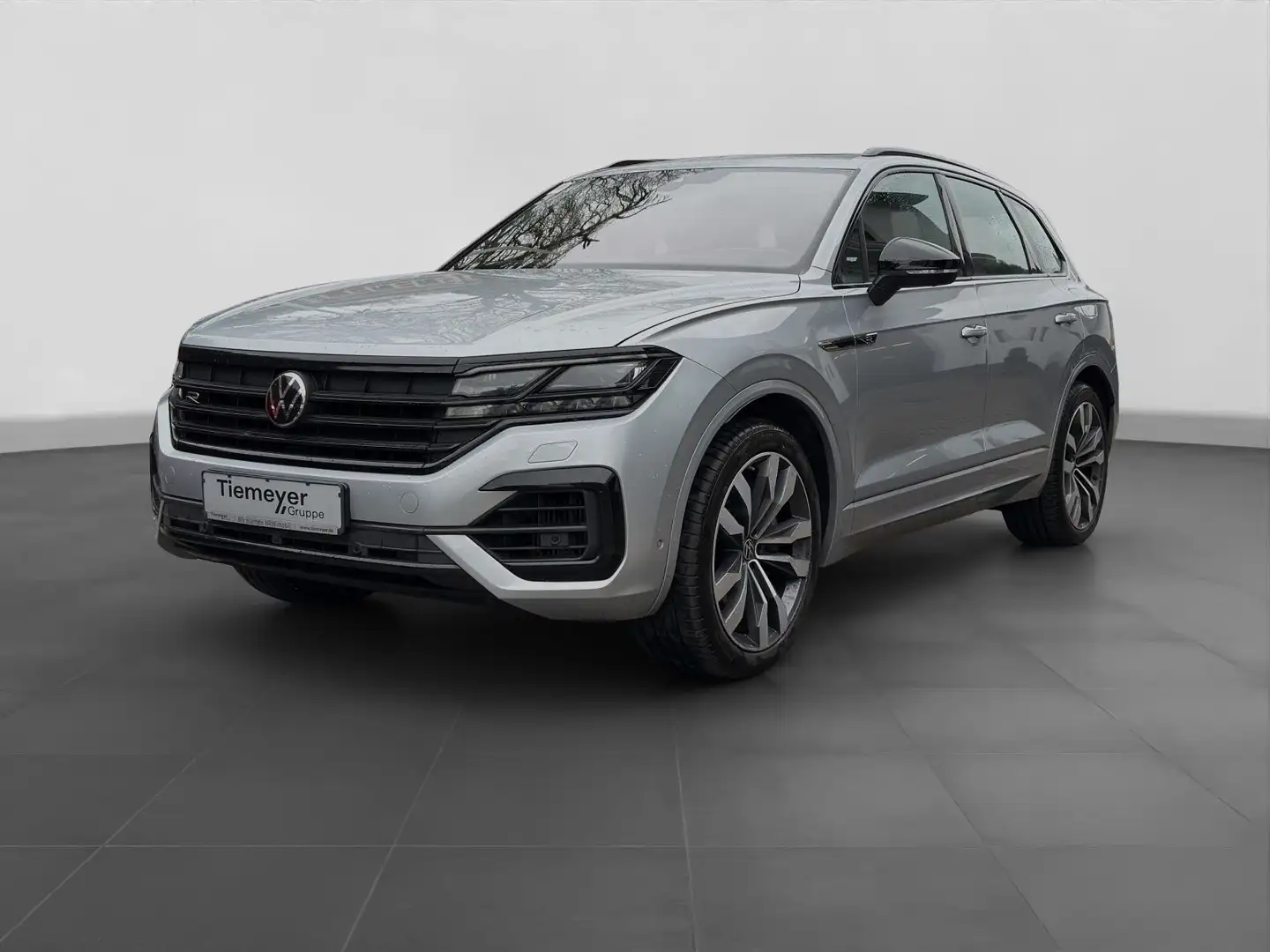 Volkswagen Touareg R LM21 PANO AHK DYNAUDIO HEAD-UP Silber - 2