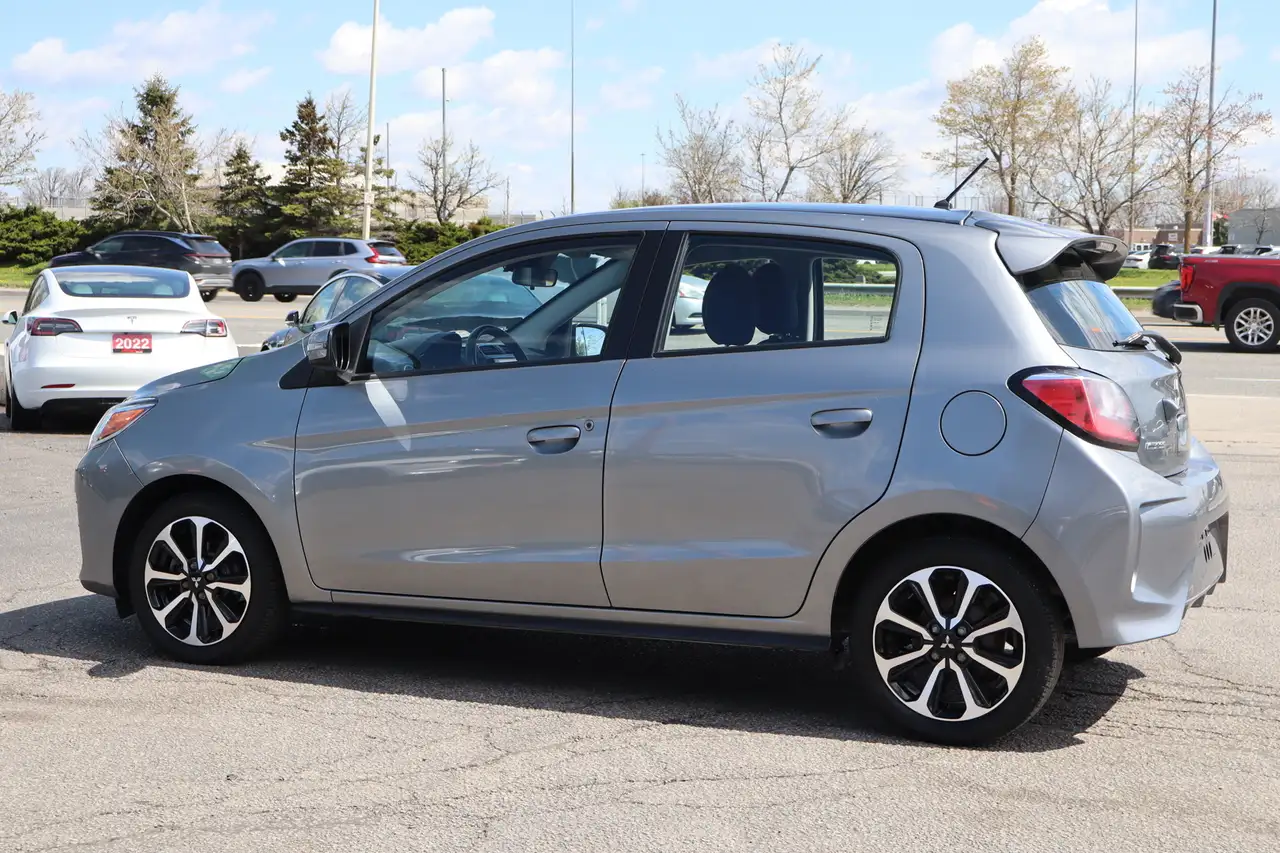 Mitsubishi Mirage снимка Mitsubishi Mirage