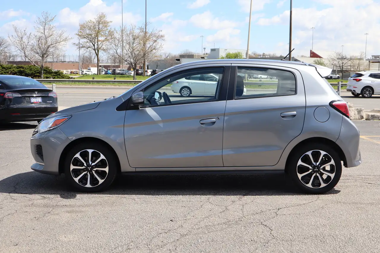 Mitsubishi Mirage снимка Mitsubishi Mirage