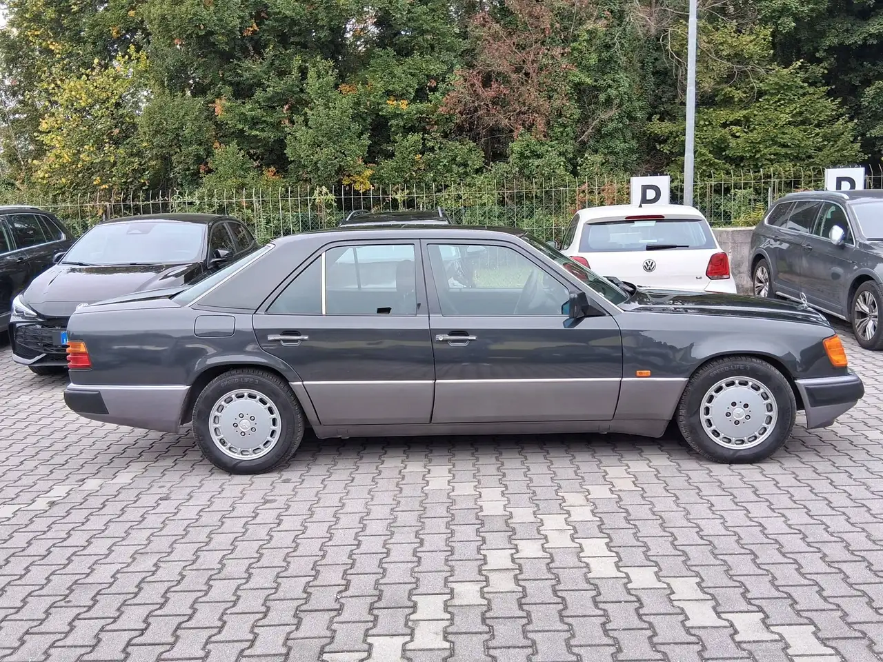Mercedes-Benz E 200 E (124) 200 E, foto 3