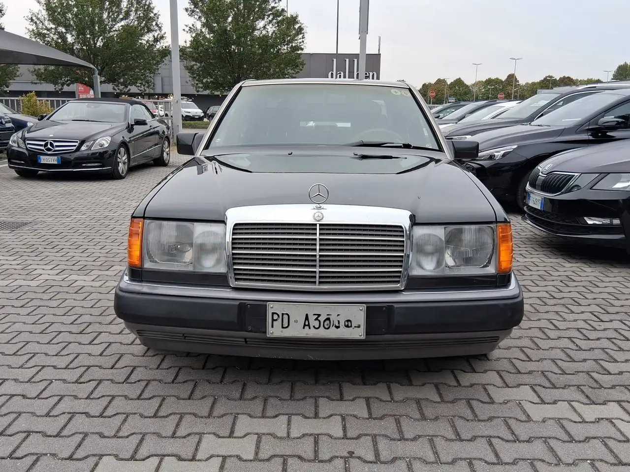 Mercedes-Benz E 200 E (124) 200 E, foto 2