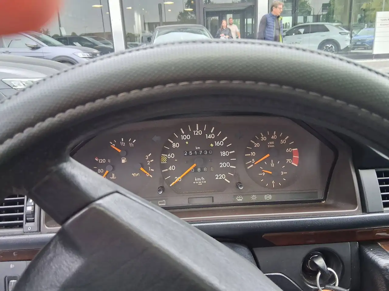 Mercedes-Benz E 200 E (124) 200 E, foto 6